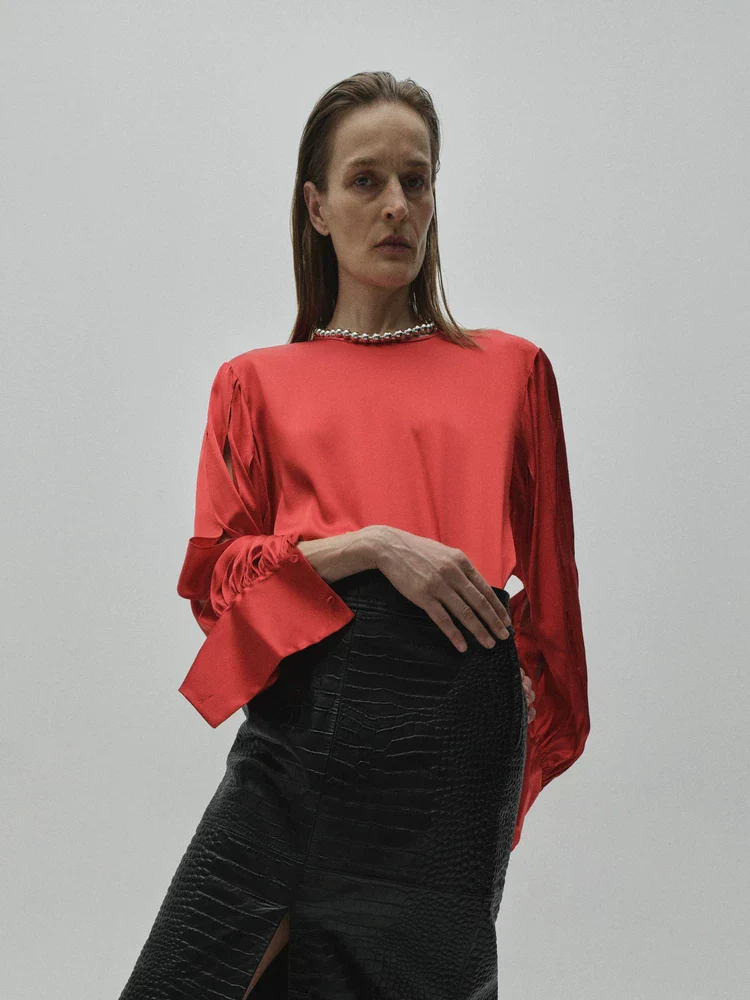Mulberry Silk Slit-Sleeve Blouse - Image 4