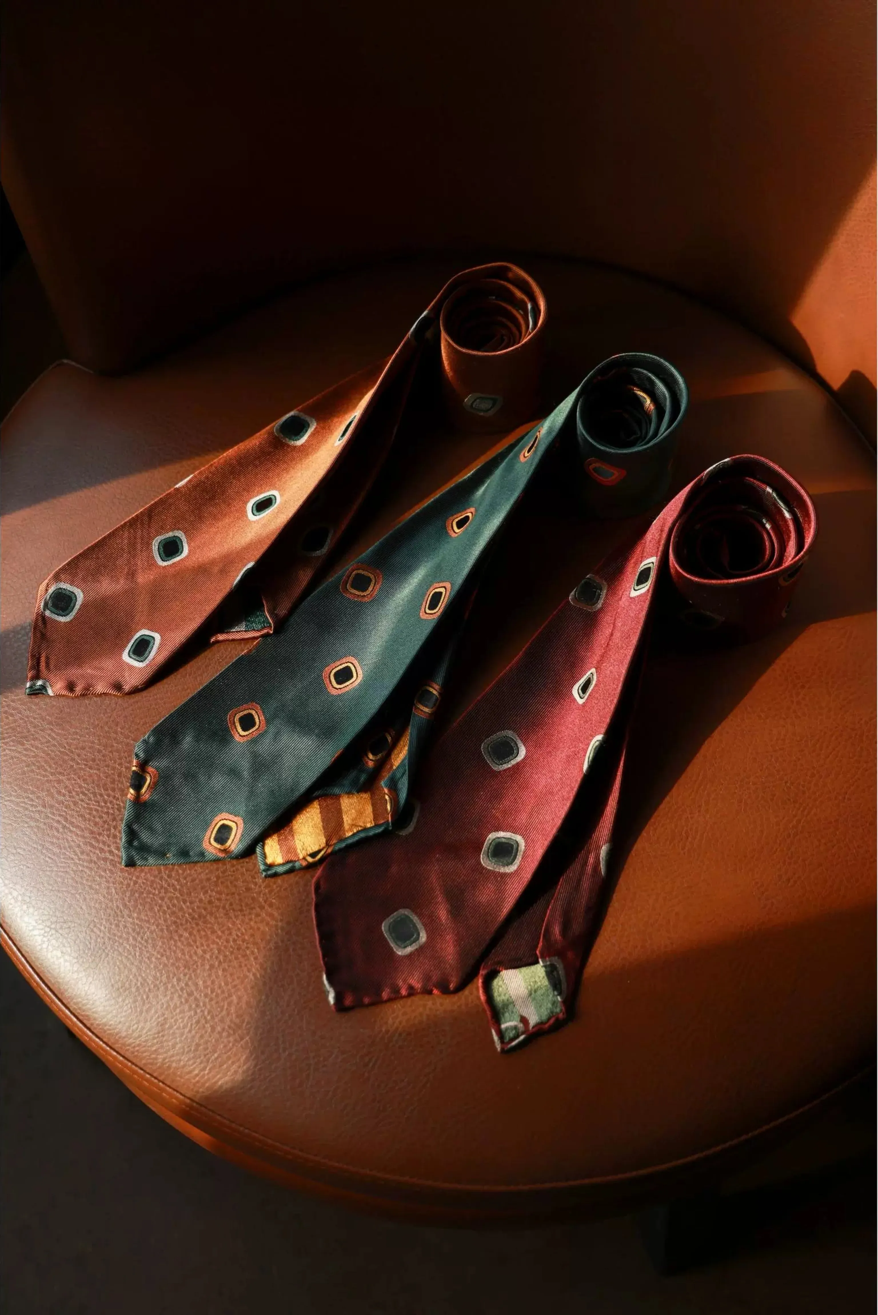 Mulberry Silk Tipsy 3-Fold Tie - Image 8