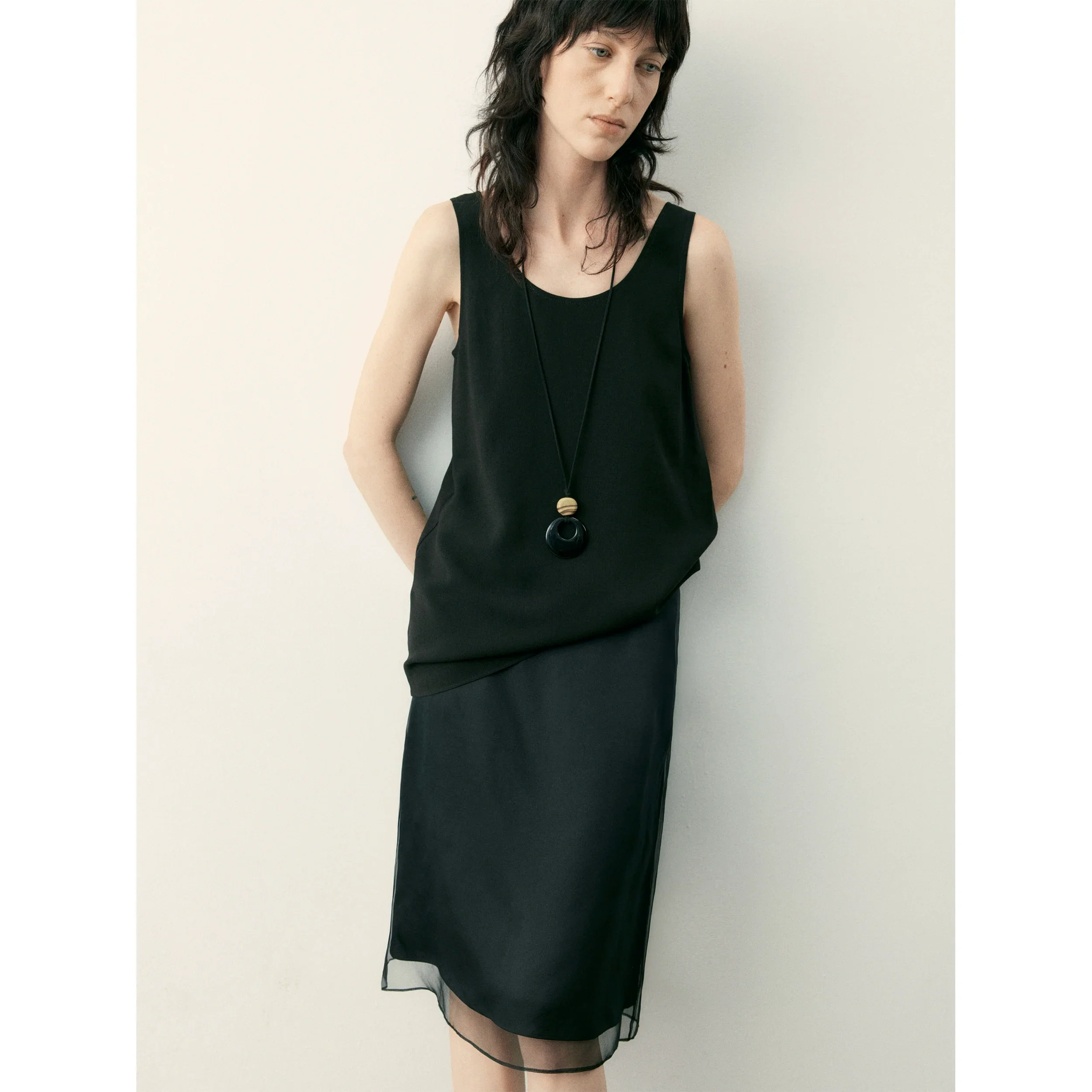 Multi-Layered Loose Shirt and Tank Top - Image 4