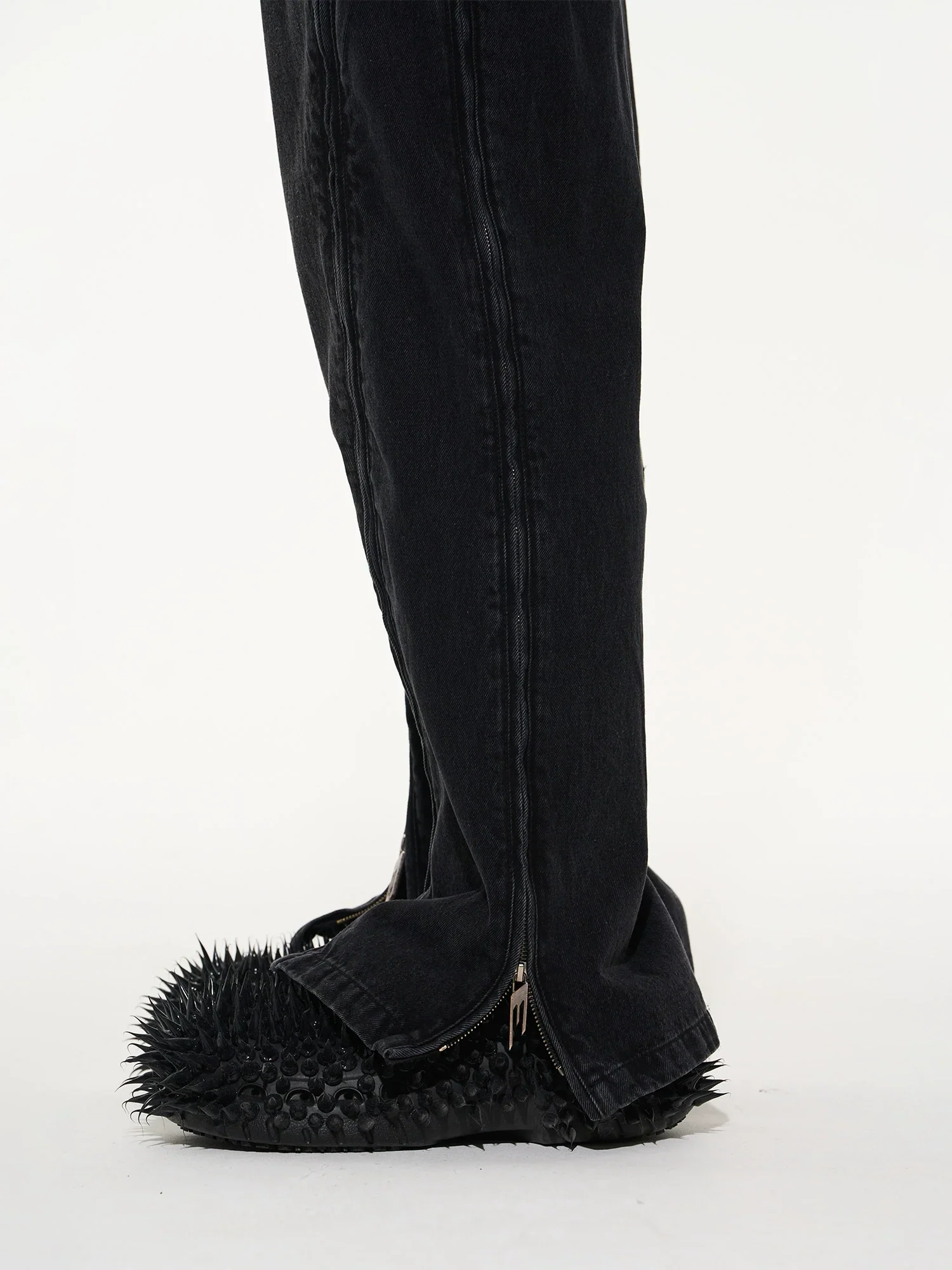 Multi-Zip Washed Jeans - Image 2