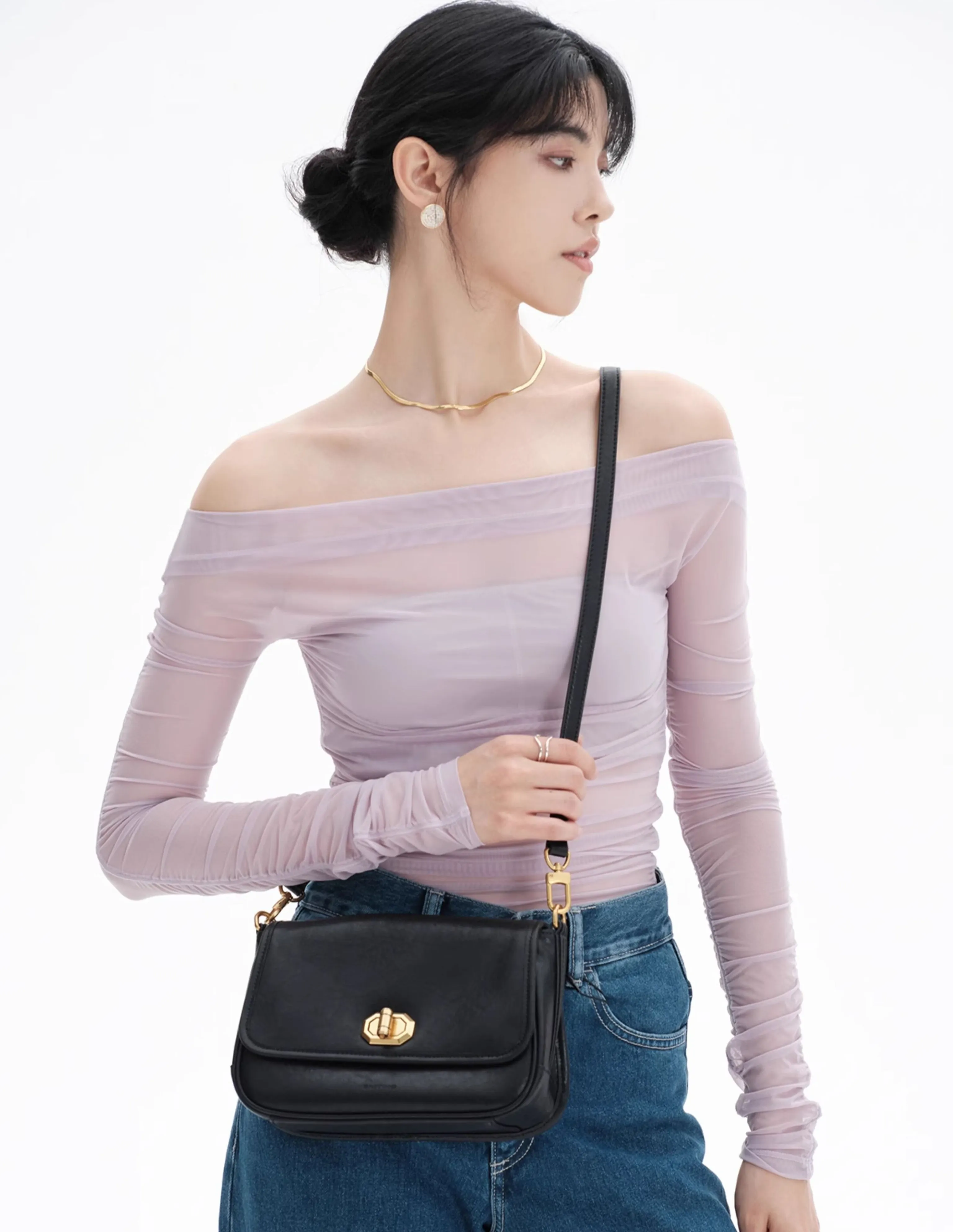 Munian Cowhide Small Square Flap Bag - Image 6
