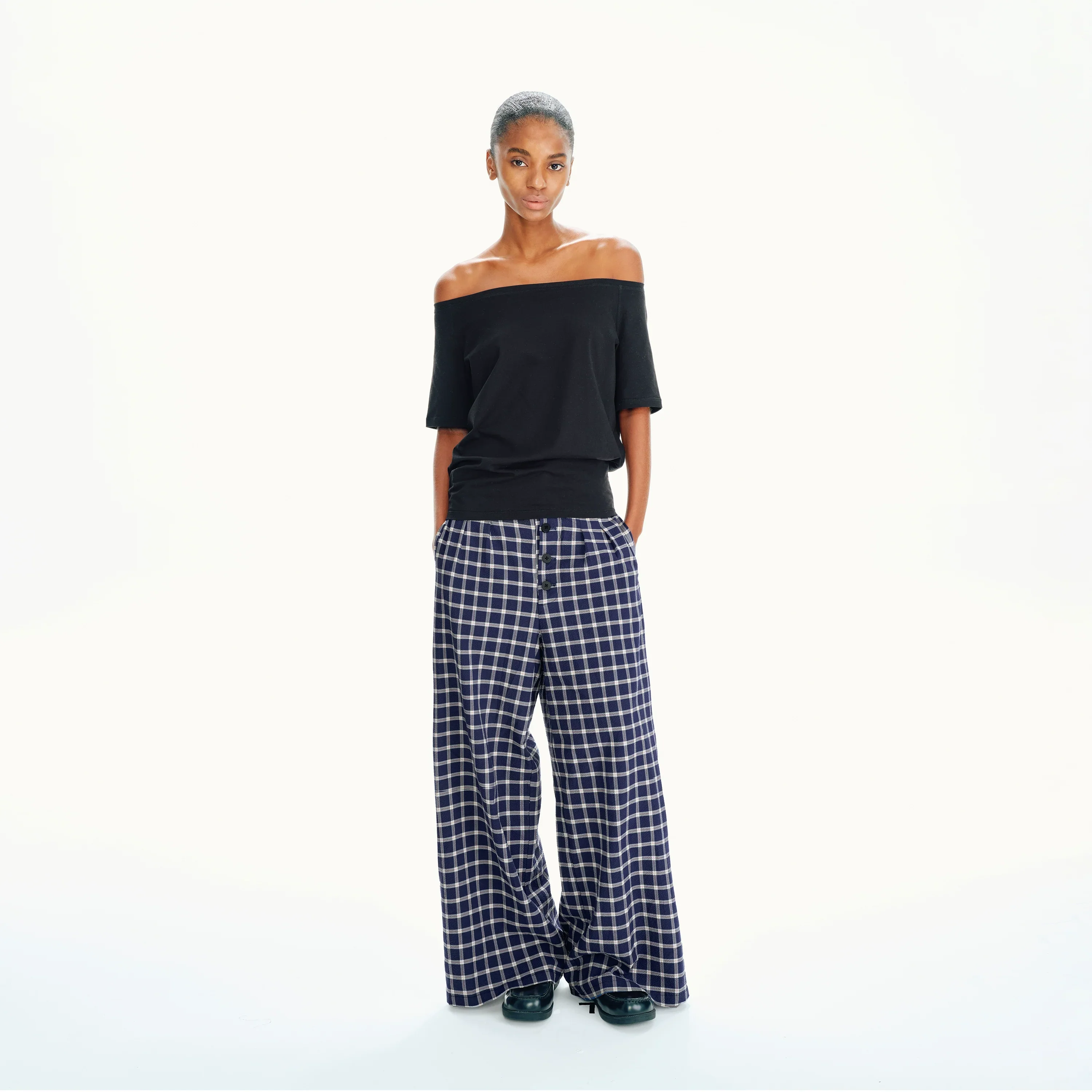 Off-Shoulder T-Shirt - Image 3