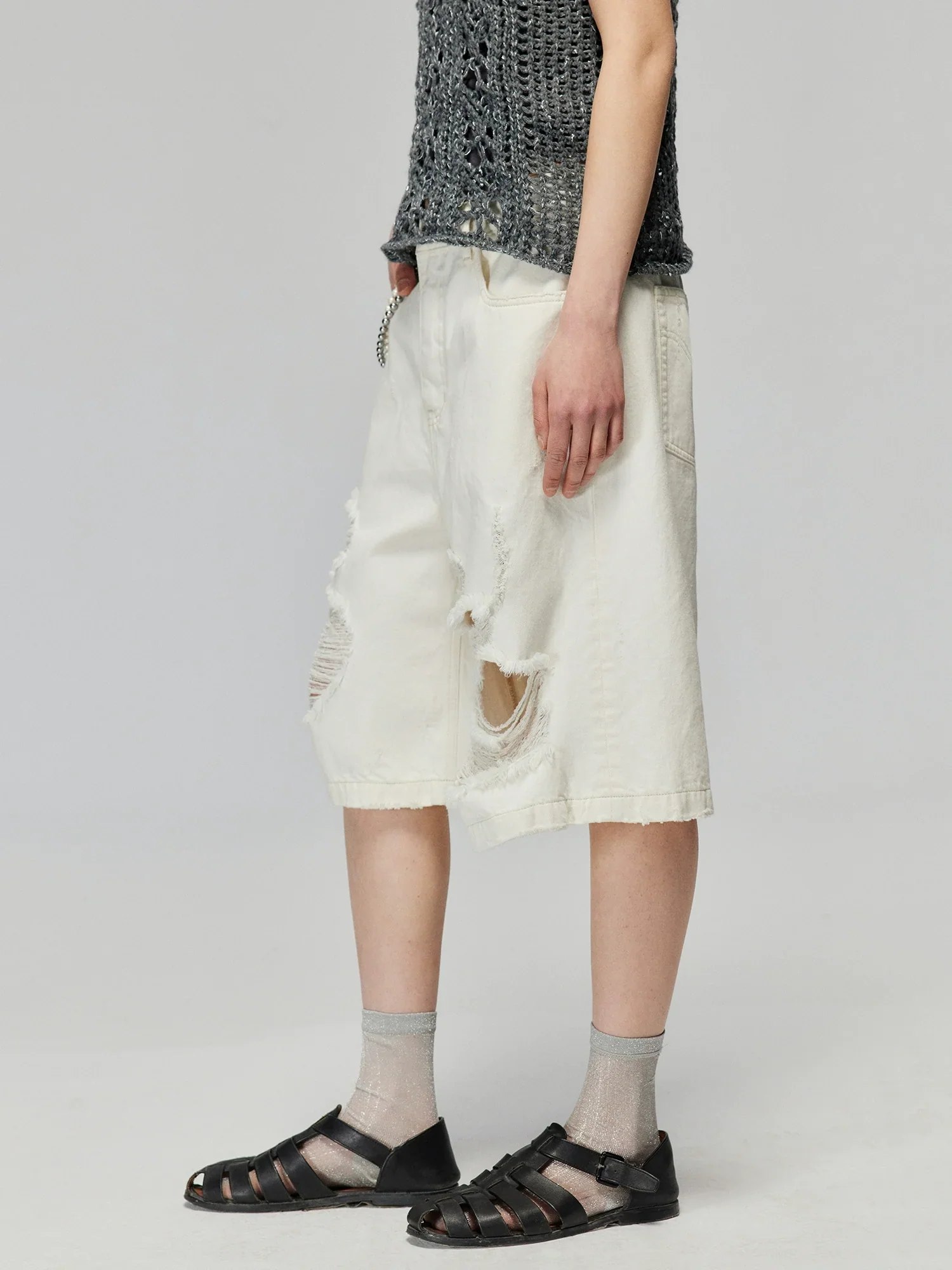 Off-White Distressed Denim Bermuda Shorts - Image 3