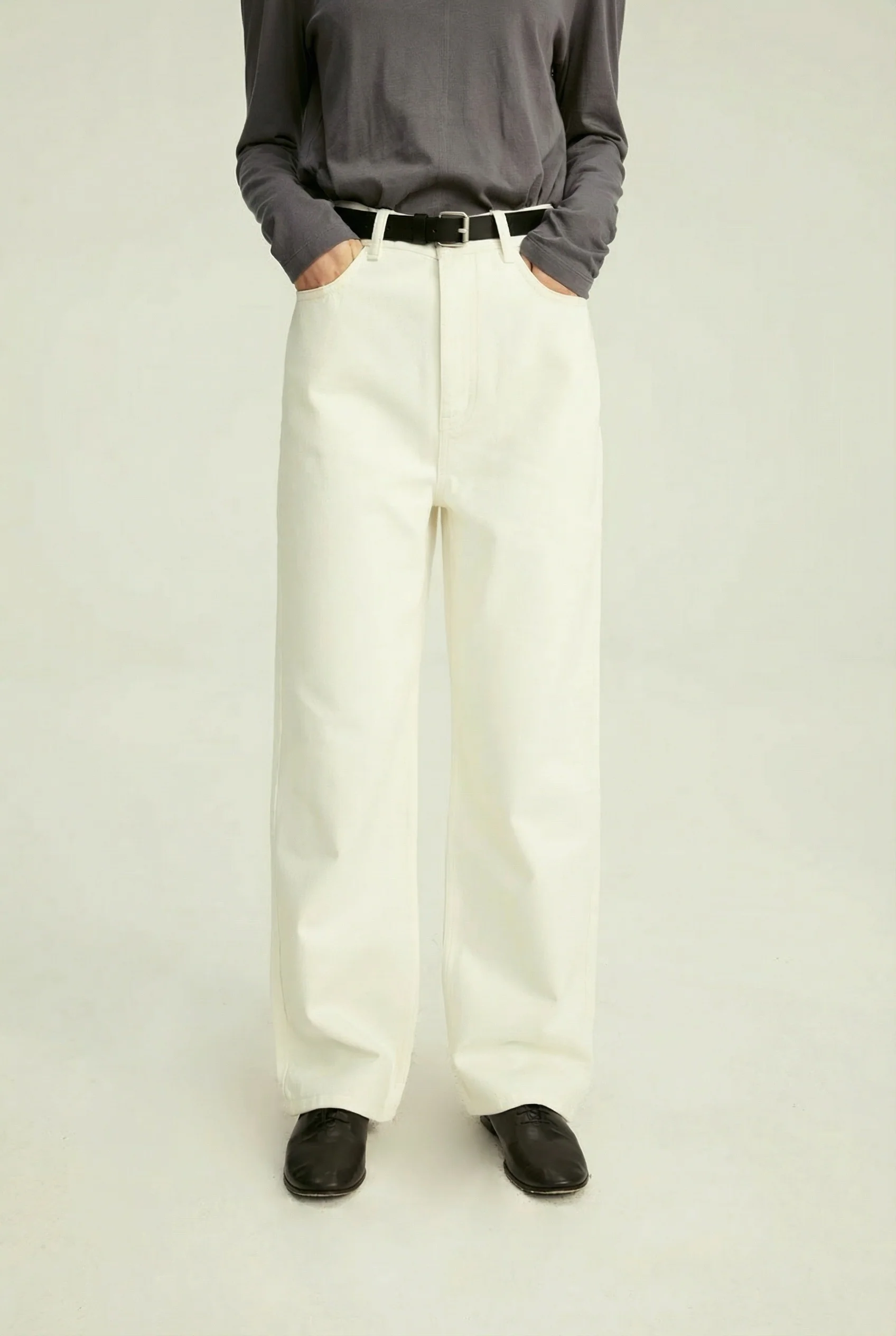 Off-White Wide-Leg Jeans