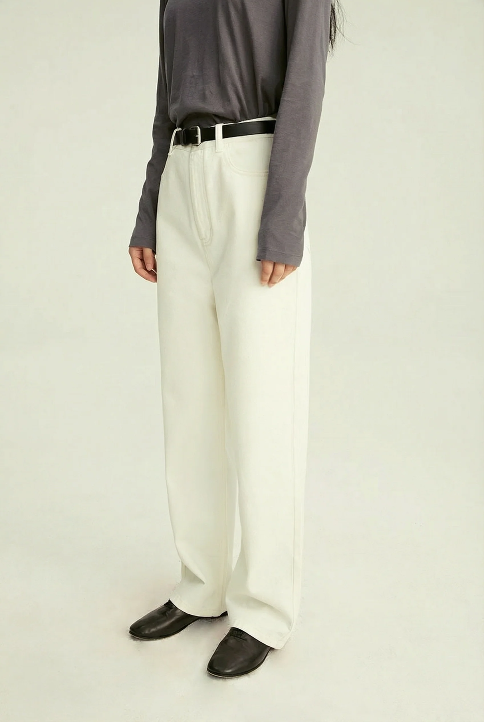 Off-White Wide-Leg Jeans - Image 3