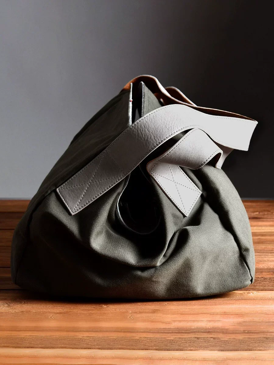 Olive Canvas & Leather Weekender - Image 2