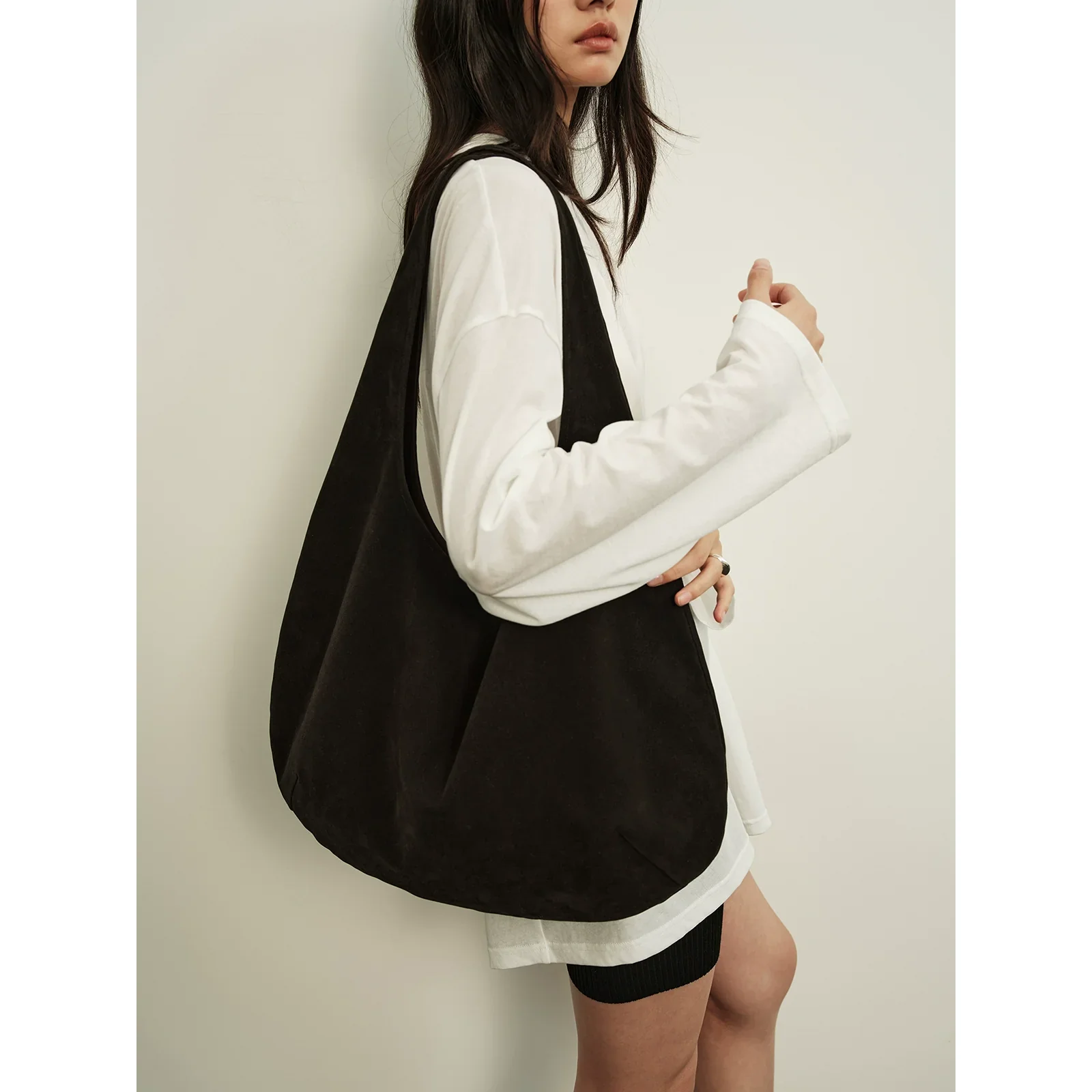 Orbit Shoulder Bag - Image 2