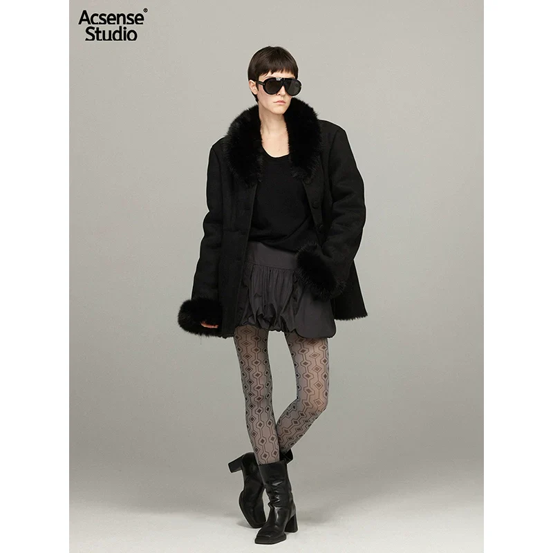 Oval-Neck Wool Blend Sweater - Image 3
