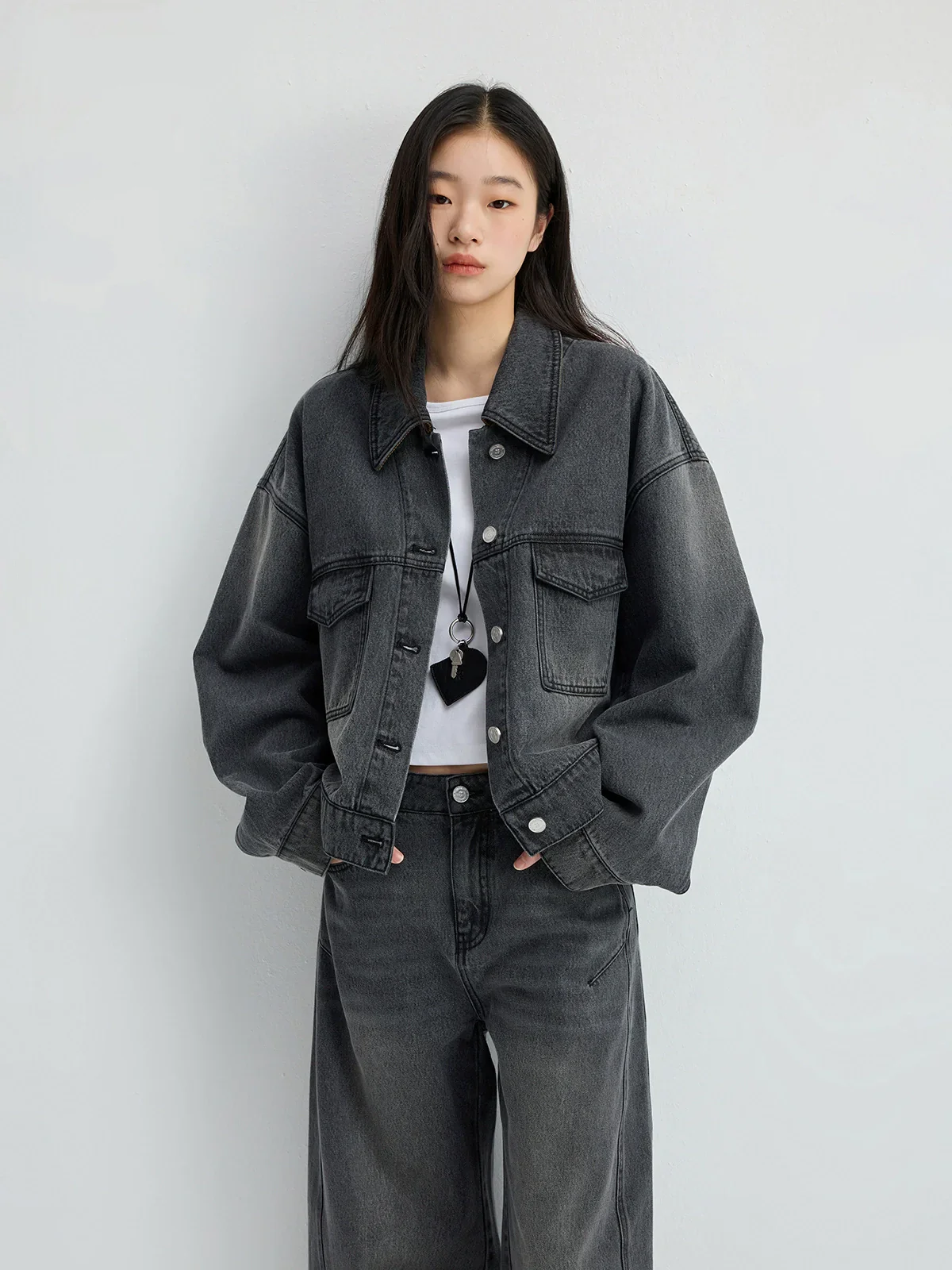 Oversized Contrast-Collar Denim Jacket