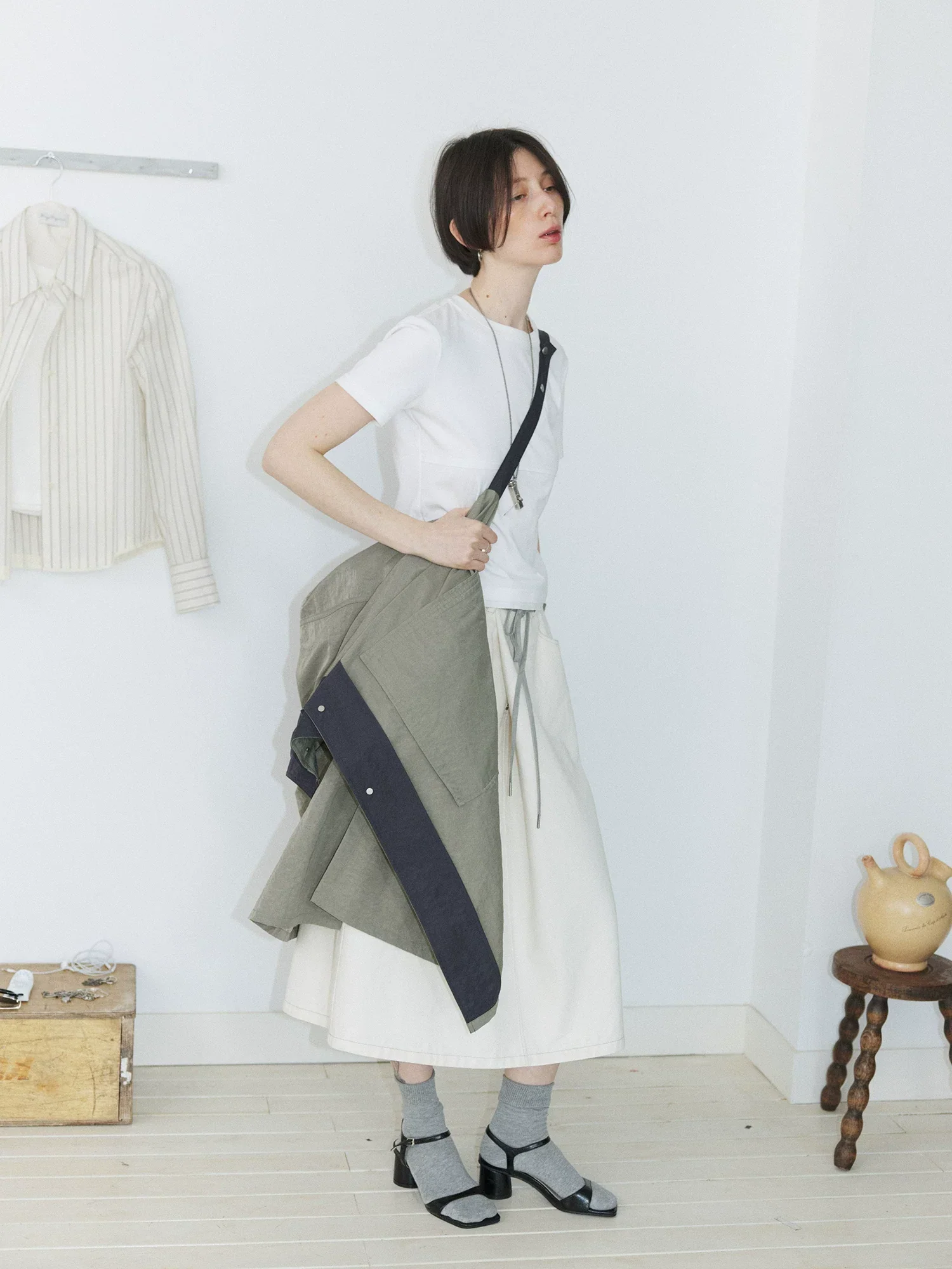 Oversized Contrast Collar Nylon Coat - Image 3