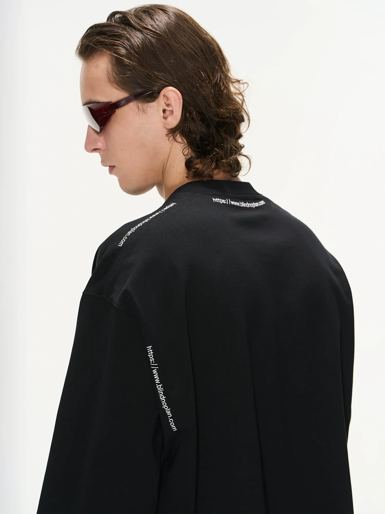 Oversized Logo Long-Sleeve Tee - Image 2