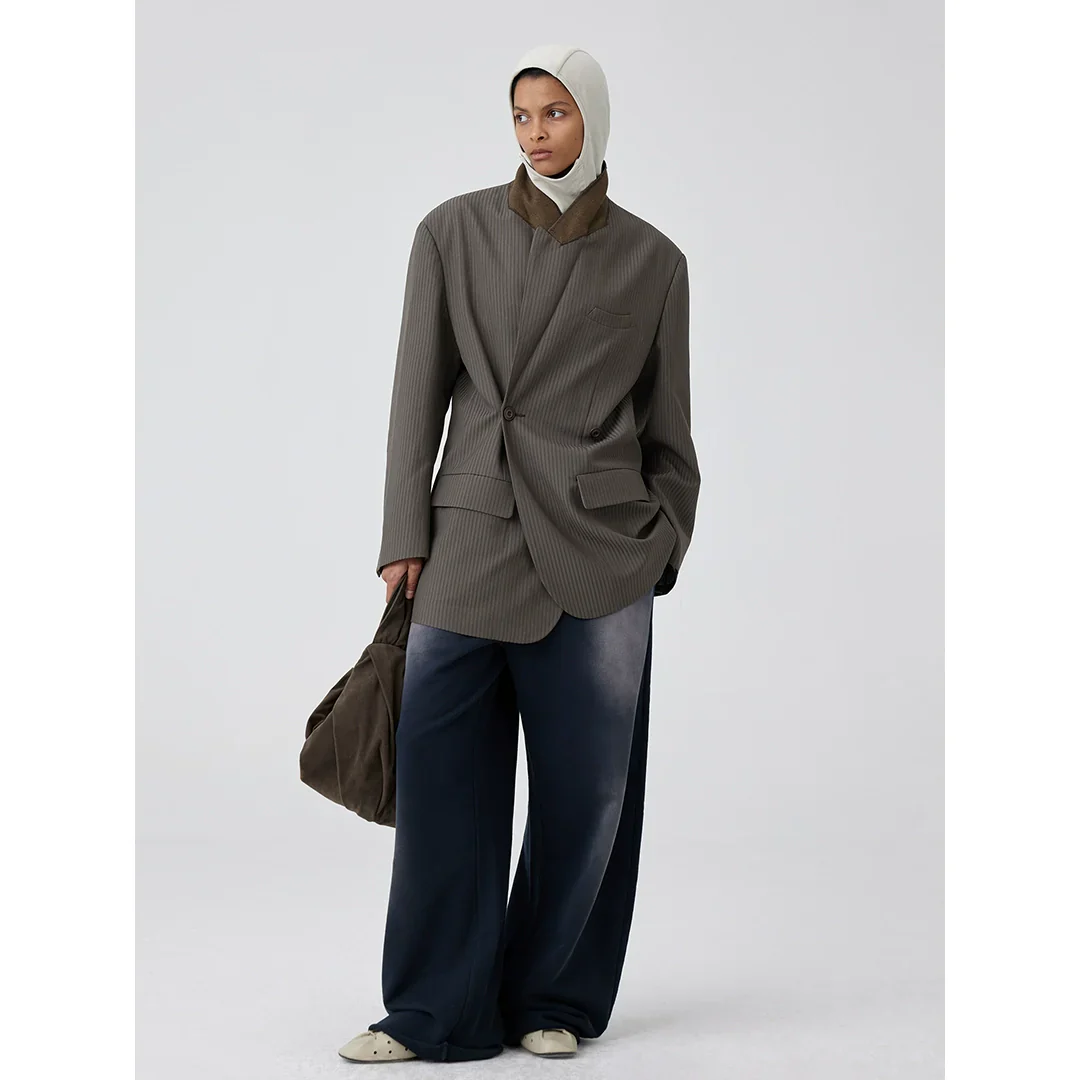 Oversized Pinstripe Blazer - Image 4