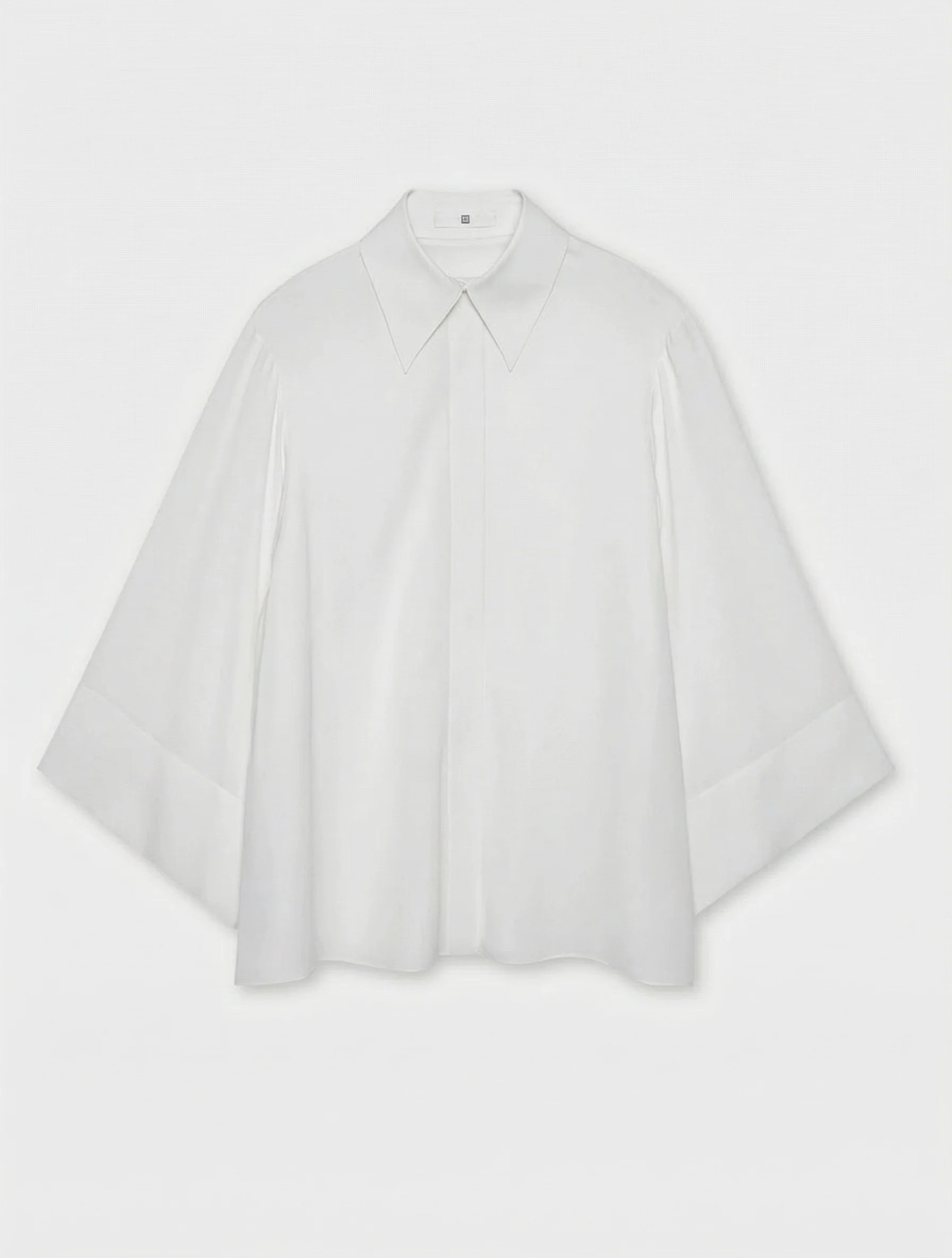 Oversized Three-Quarter Sleeve Shirt - Image 4