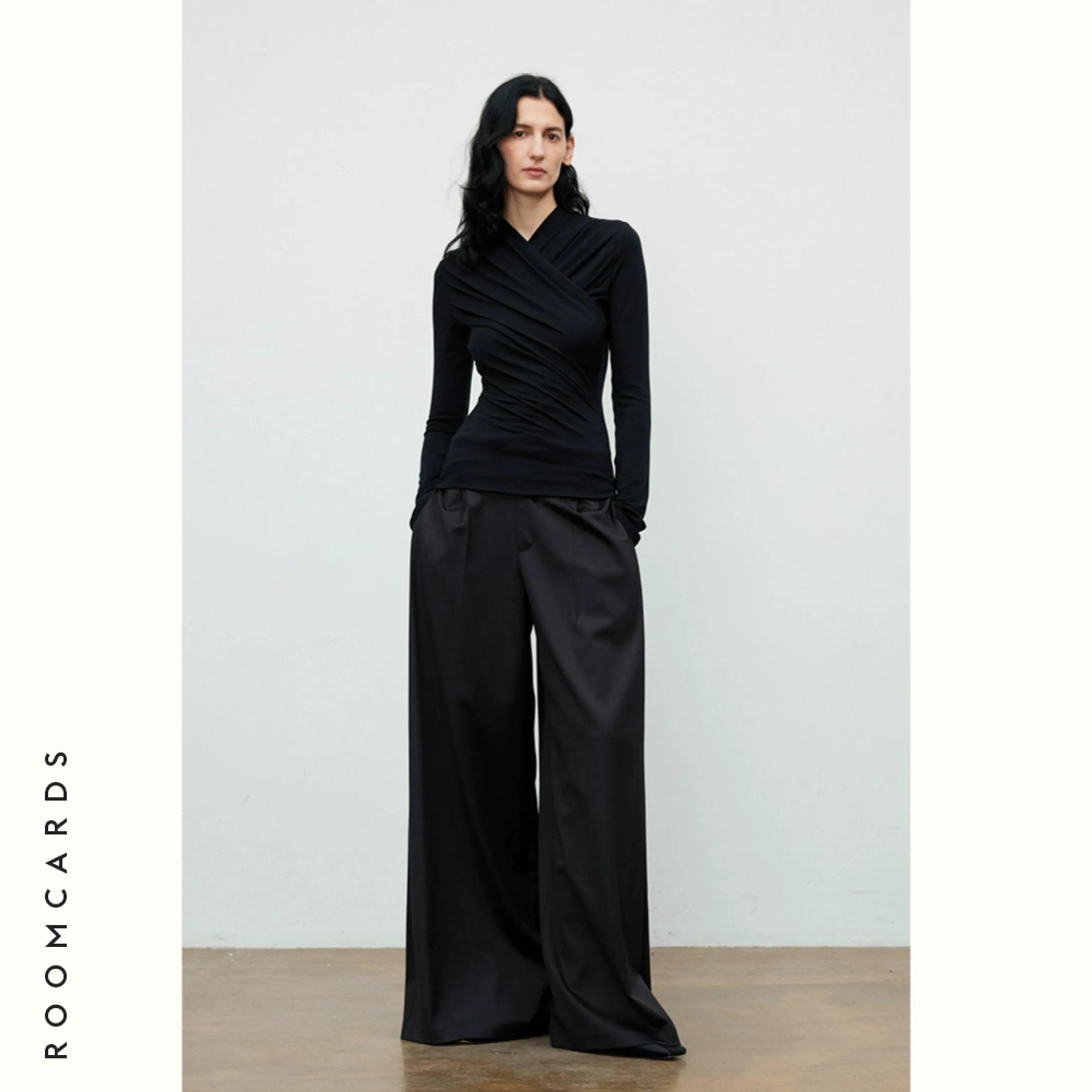 Pleated Stand-Collar Thermal Top - Image 8