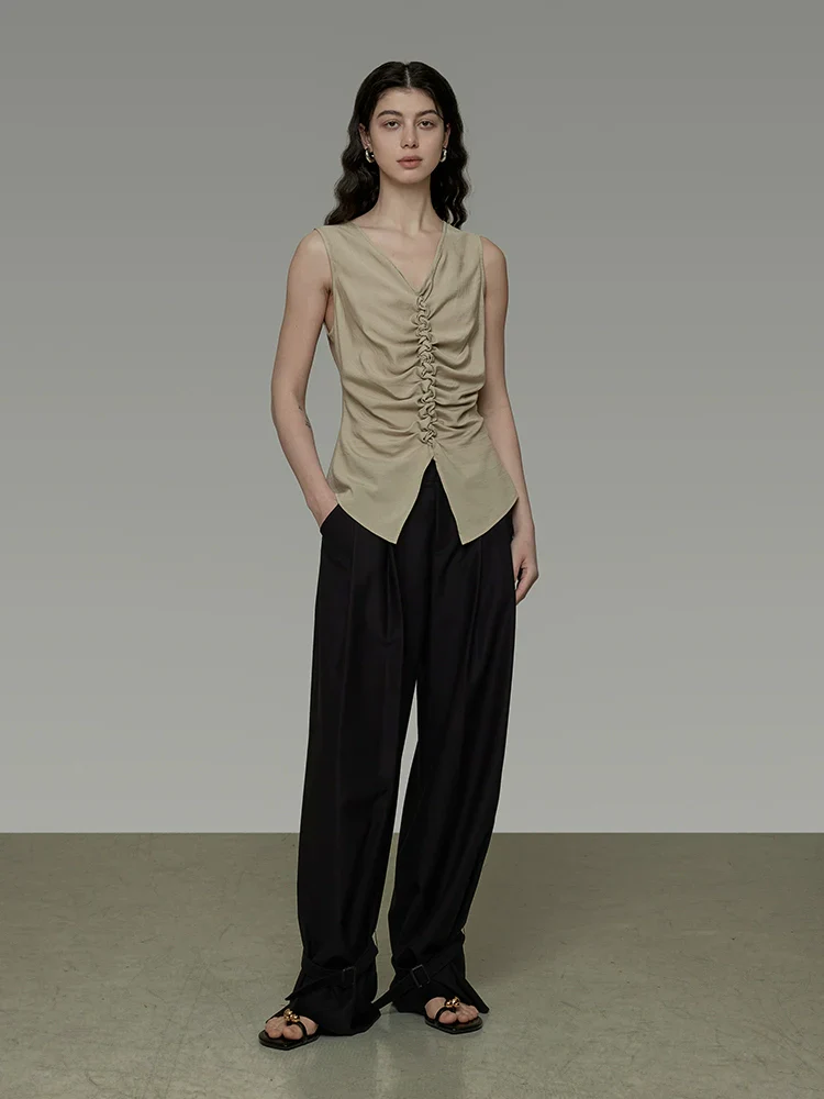 Pleated V-Neck Vest - Image 3