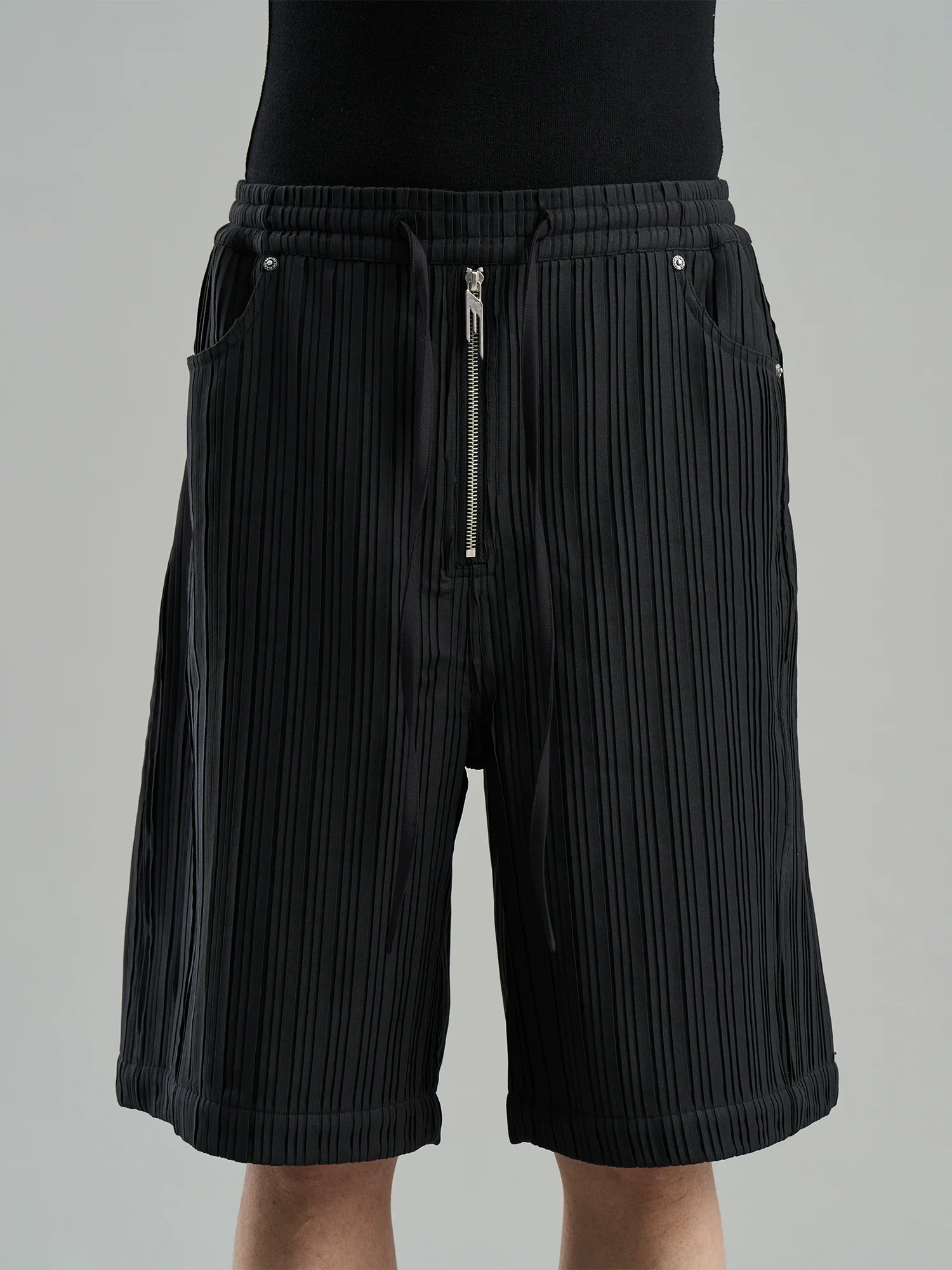 Plissé Texture Shorts - Image 2