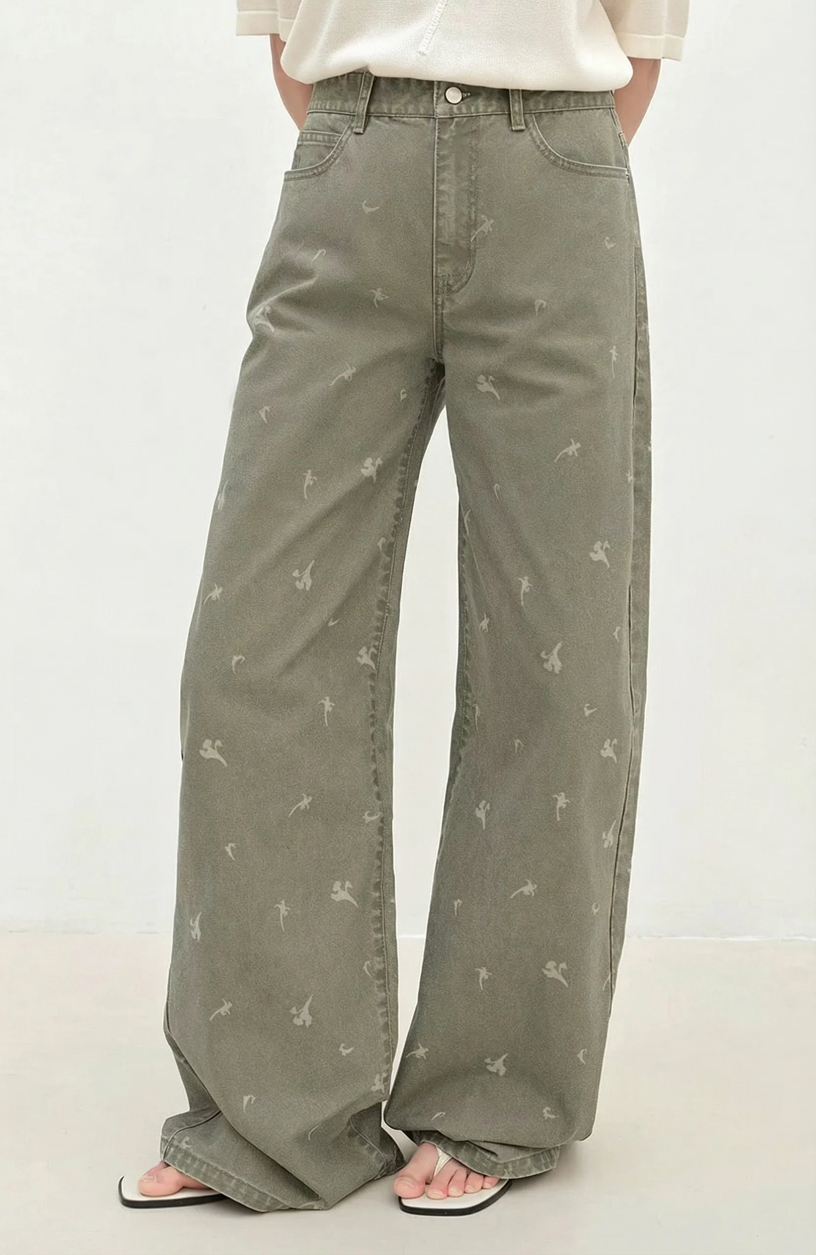 Printed Wide-Leg Jeans - Image 3