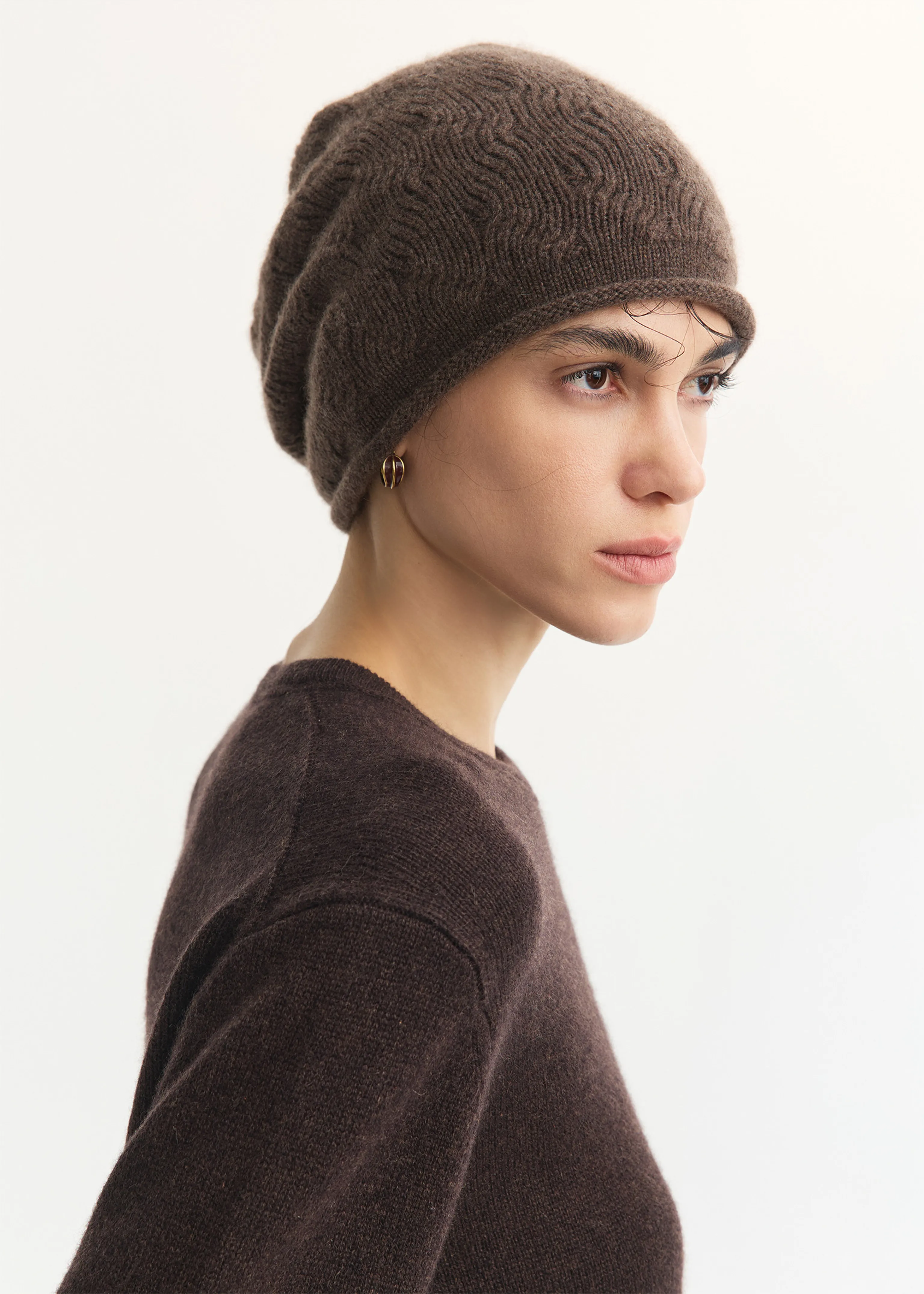 Pure Cashmere Rolled-Edge Beanie - Image 3