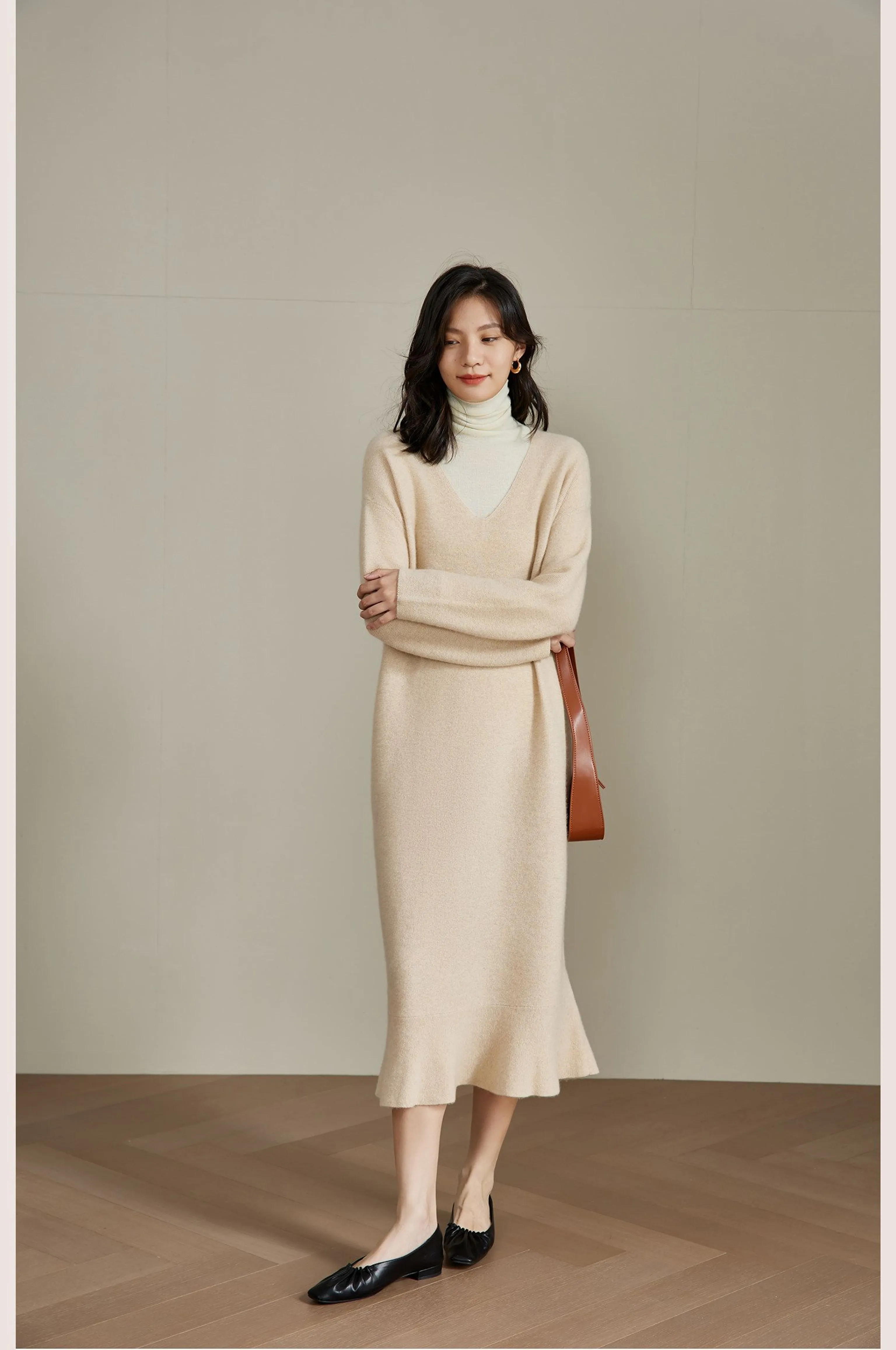 Pure Cashmere V-neck Ruffle-Hem Dress - Image 3