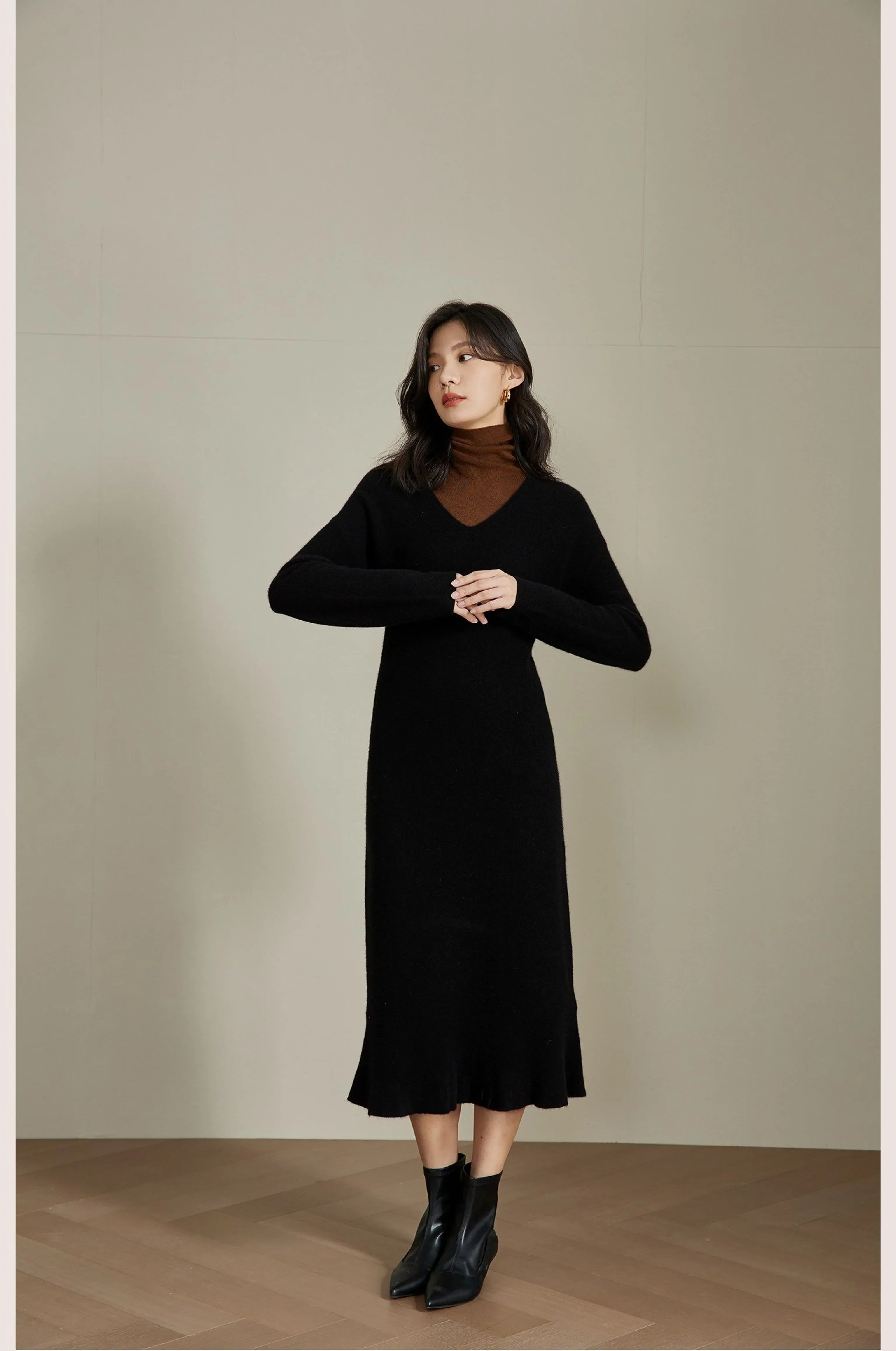 Pure Cashmere V-neck Ruffle-Hem Dress - Image 4