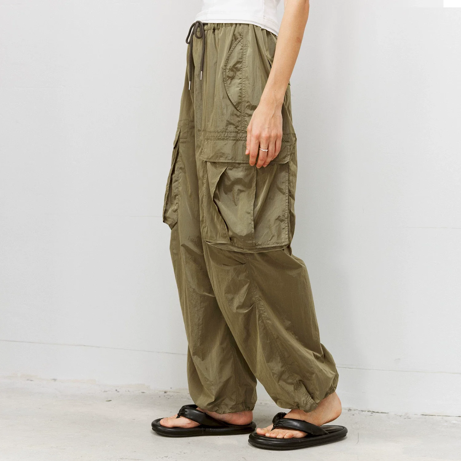 Reflective Nylon Wide-Leg Cargo Pants - Image 6