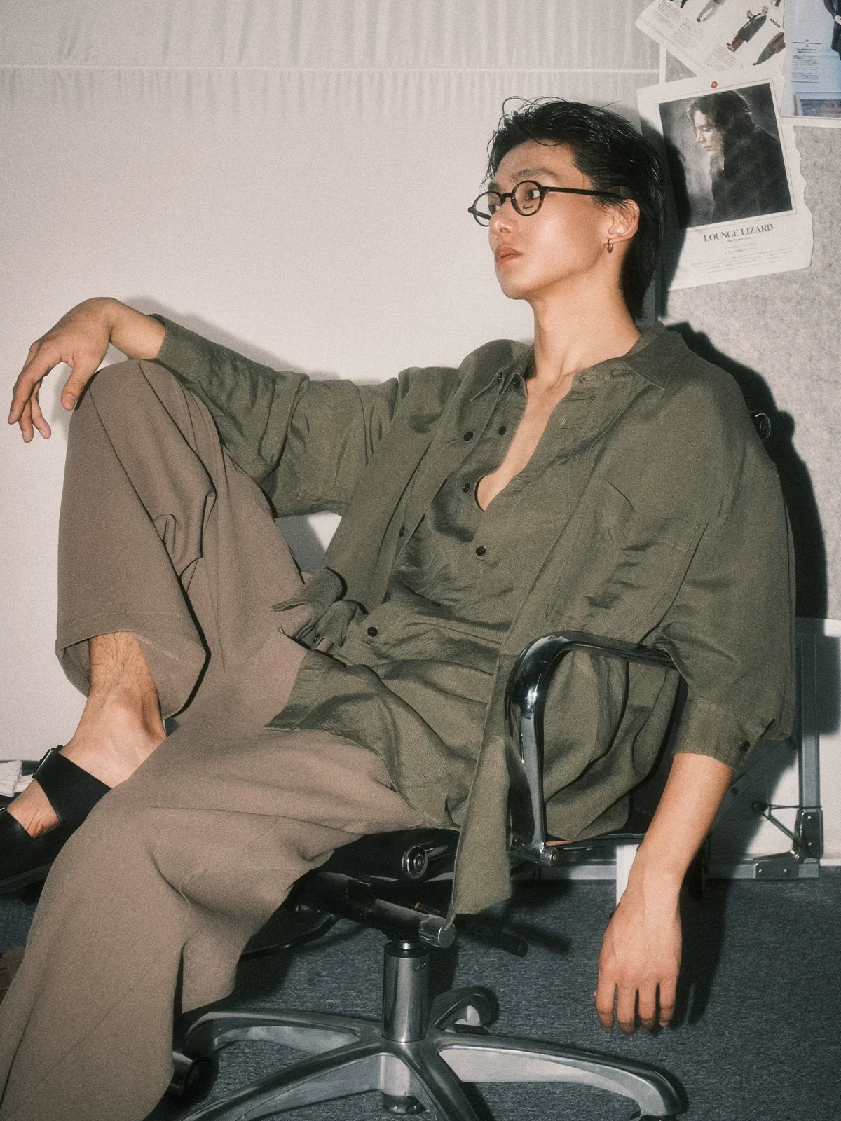 Relaxed Linen Shirt - Image 2