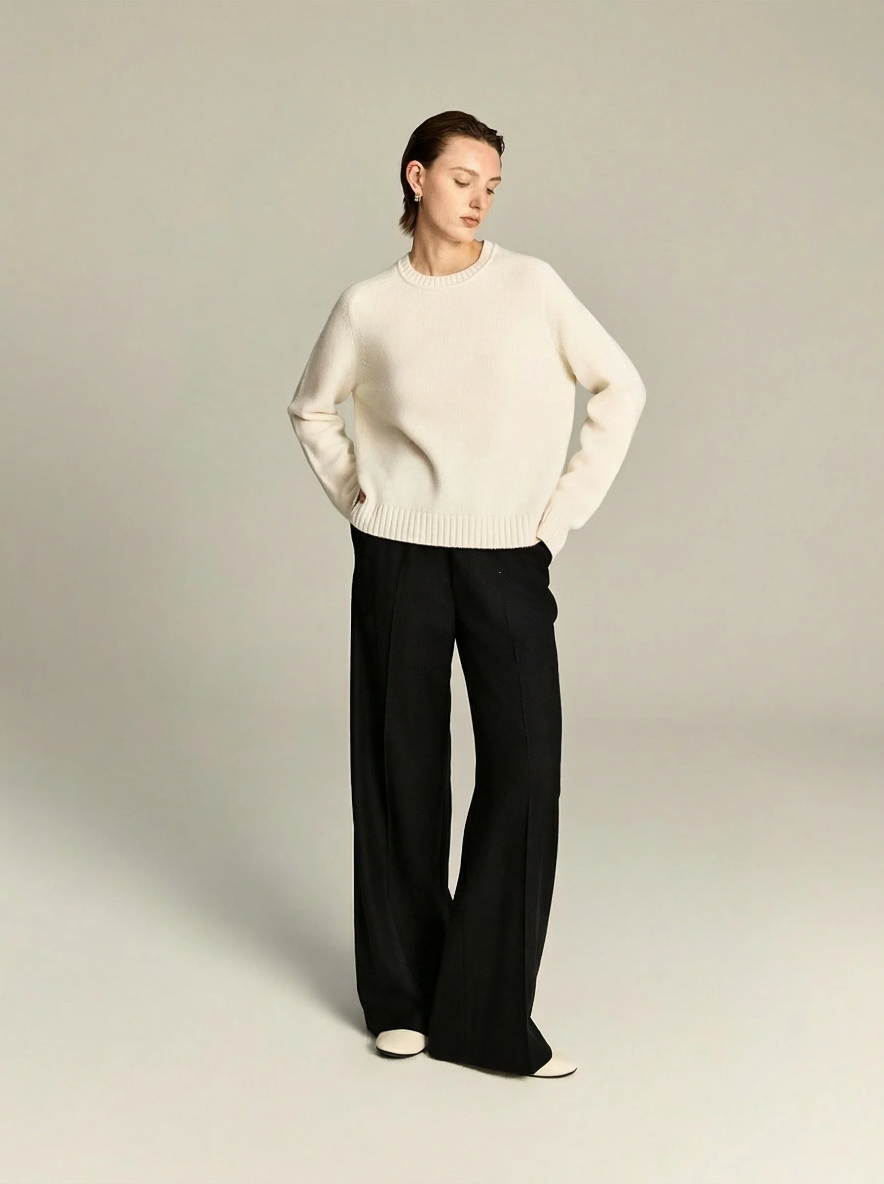 Relaxed Wool-Cashmere Straight-Leg Trousers - Image 3