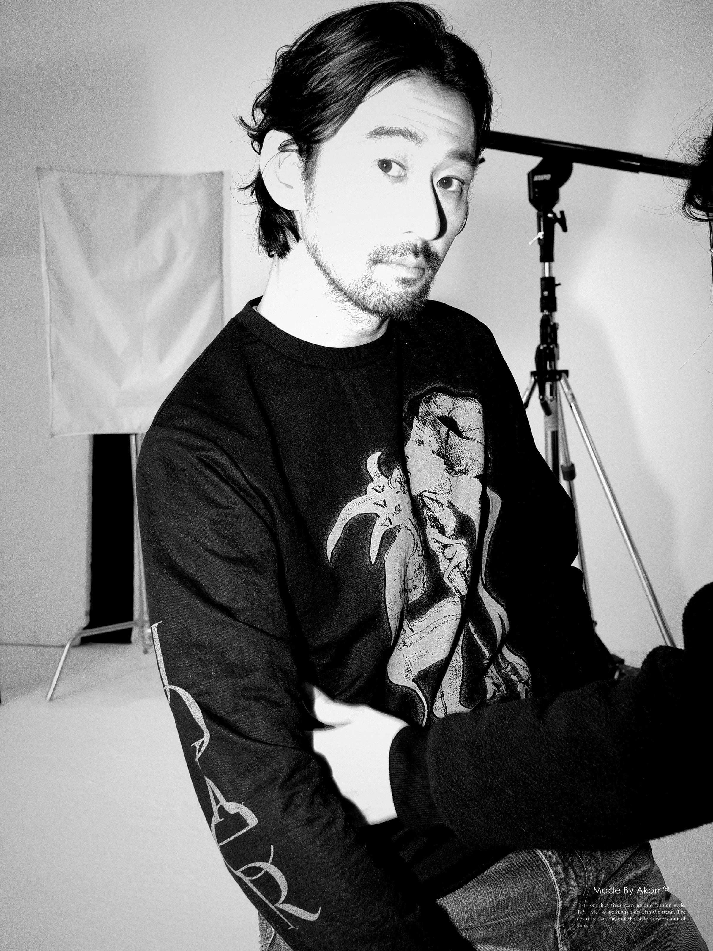 Retro Clown Print Slim Long-Sleeve Tee - Image 4