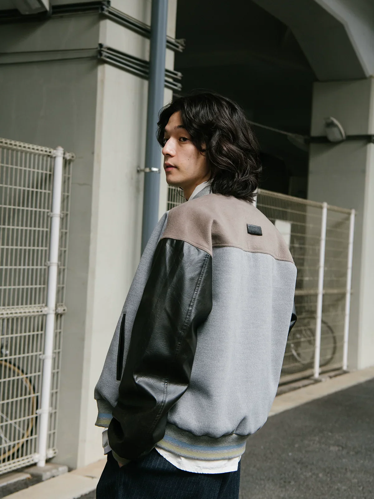 Retro Contrast Woolen Baseball Jacket - Image 4