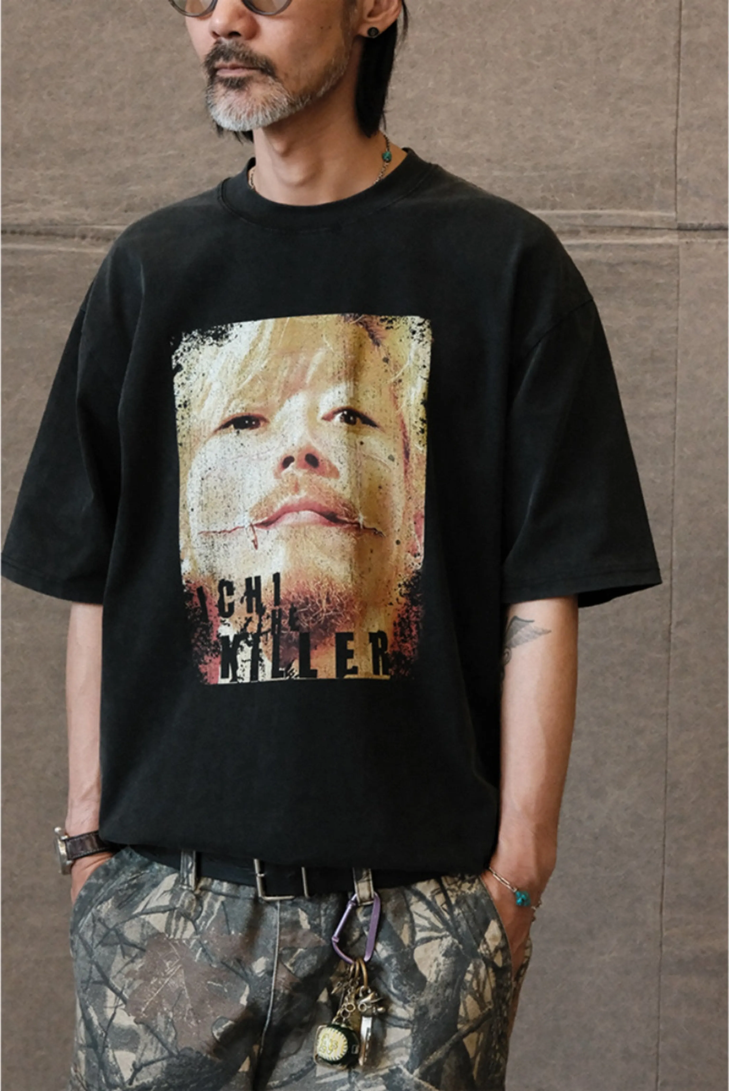 Retro Graphic T-Shirt - Image 4