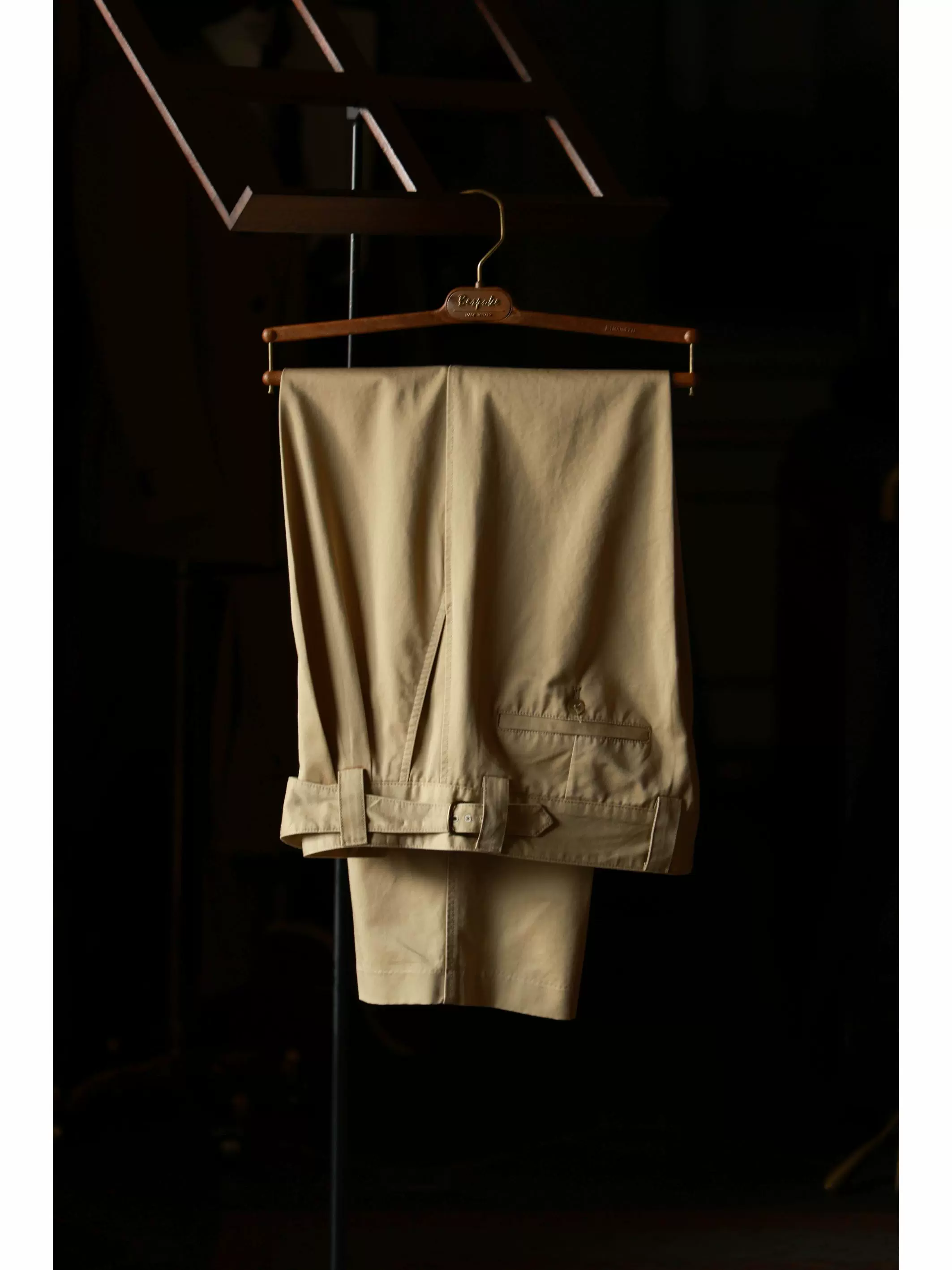 Retro High-Waist Wide-Leg Trousers - Image 4