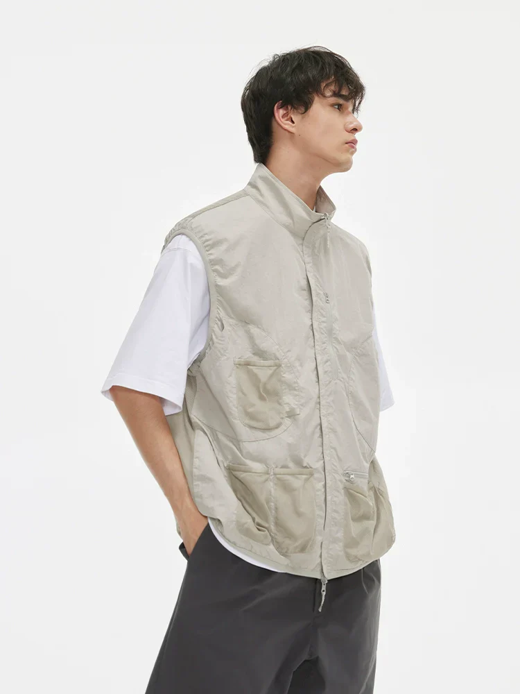Reversible Crinkled Nylon Vest - Image 3