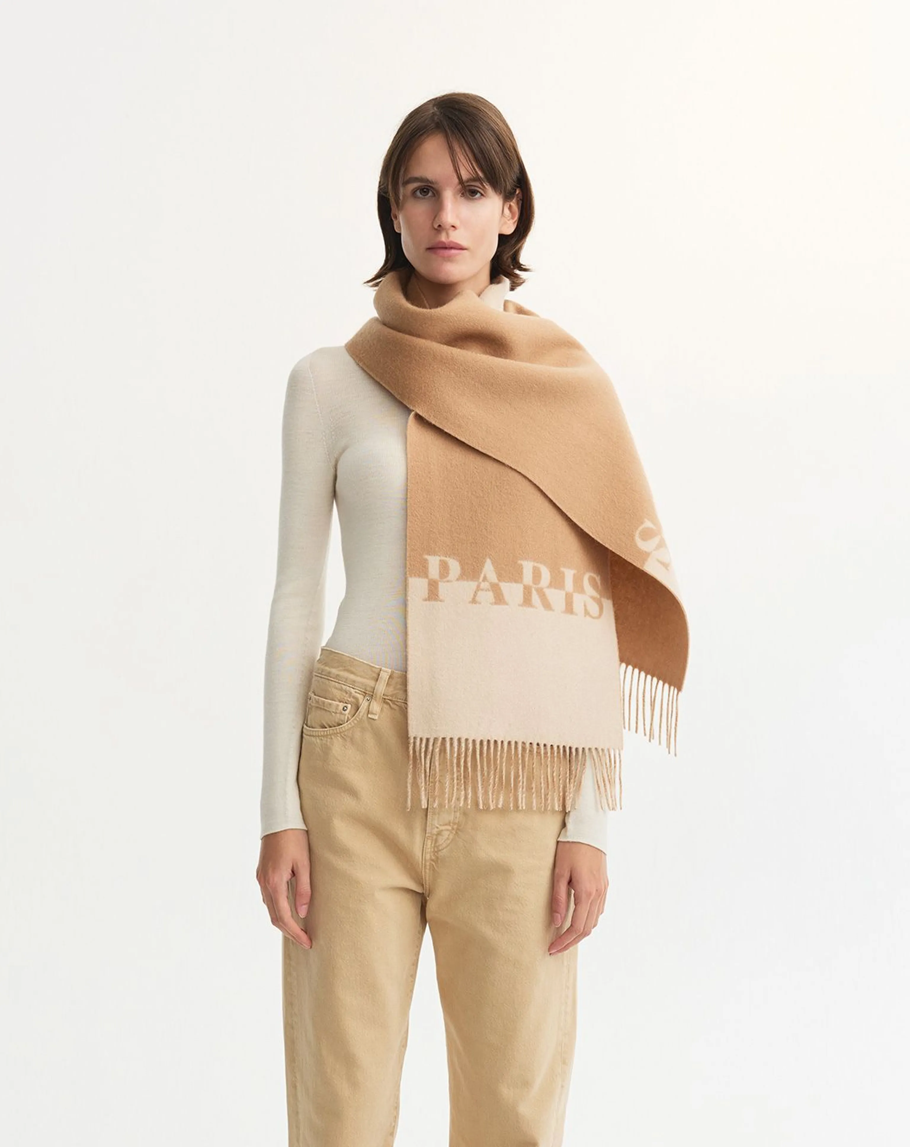 Reversible Lambswool Jacquard Scarf - Image 4