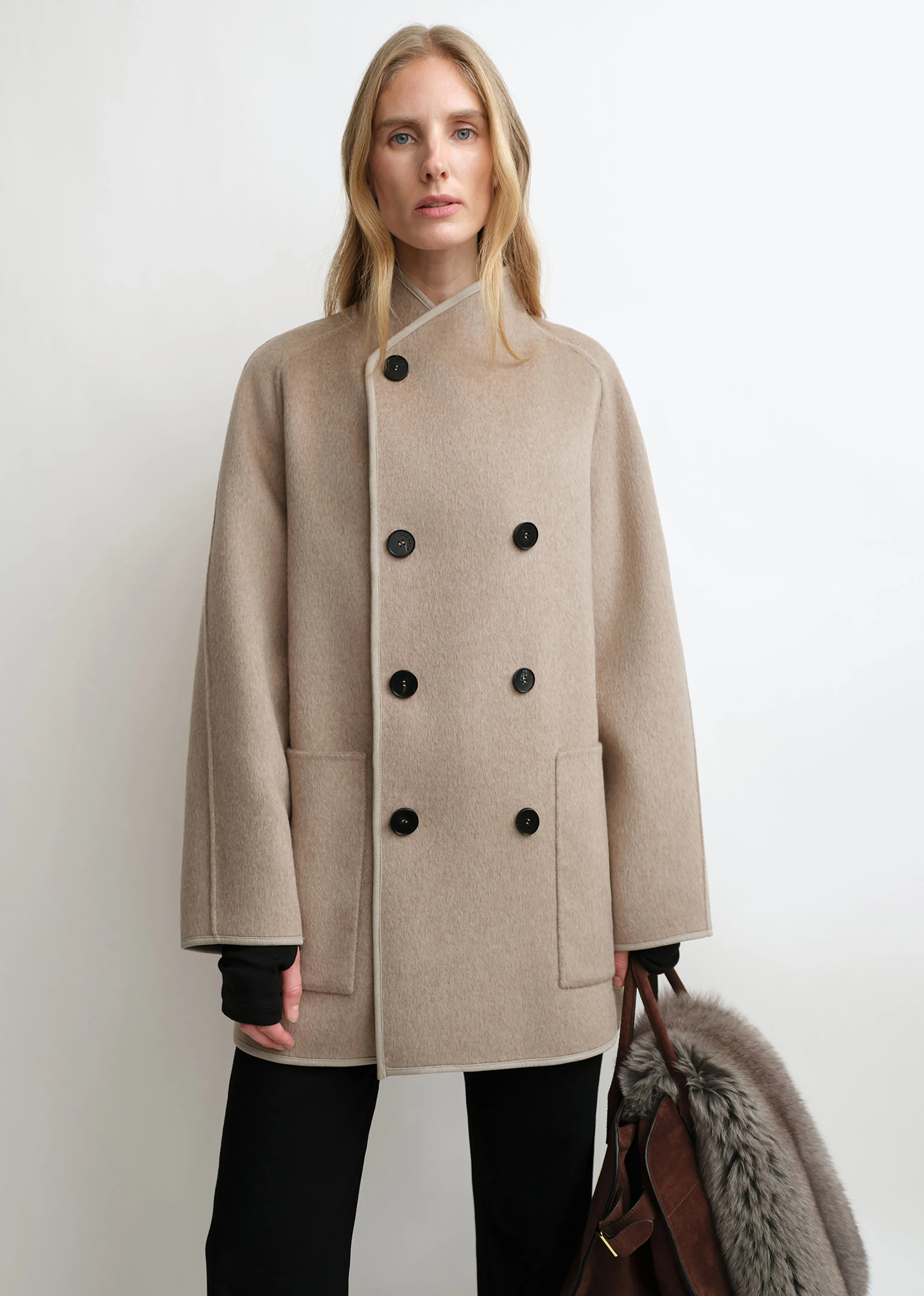 Reversible Silk Camel Hair Short Coat - Image 4