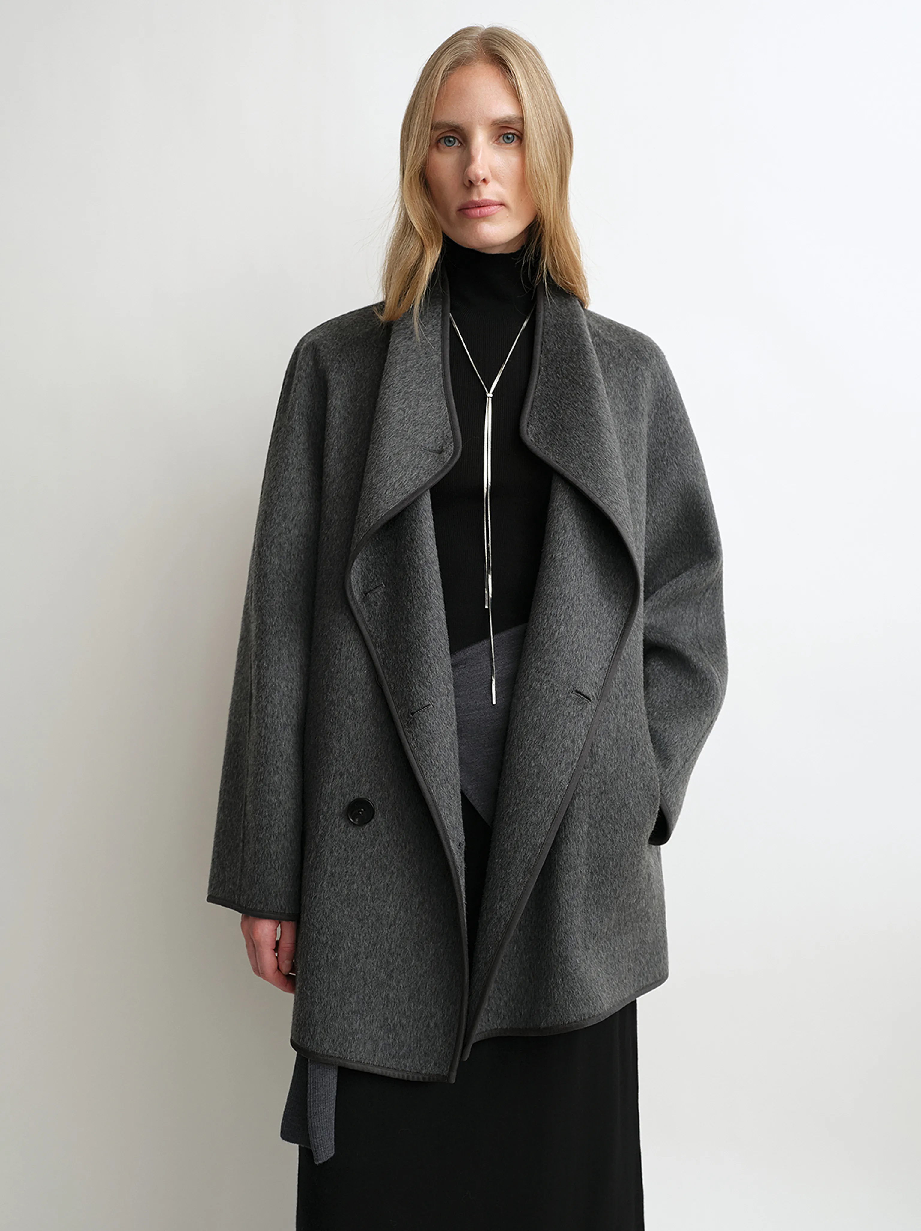 Reversible Silk Camel Hair Short Coat - Image 7