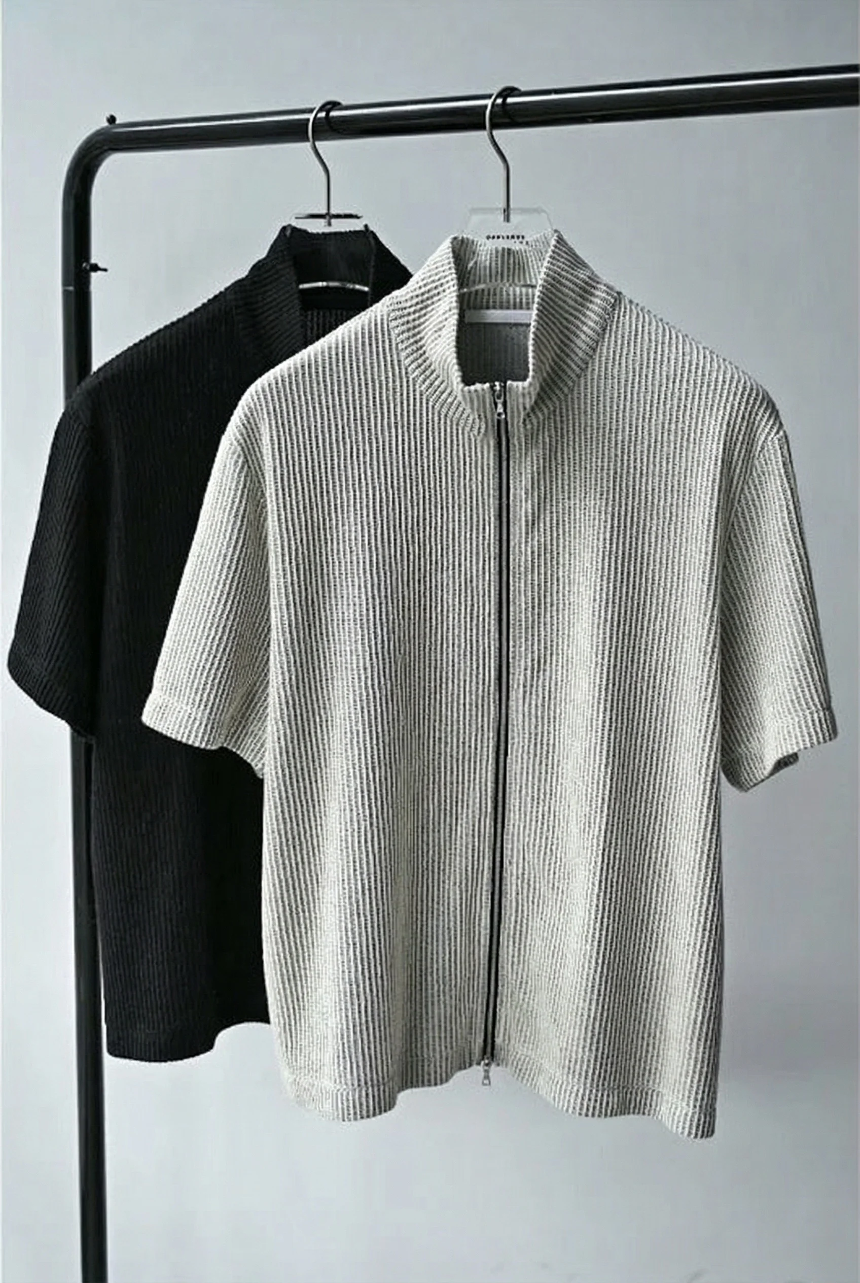 Ribbed Short-Sleeve Zip-Up Top - Image 7