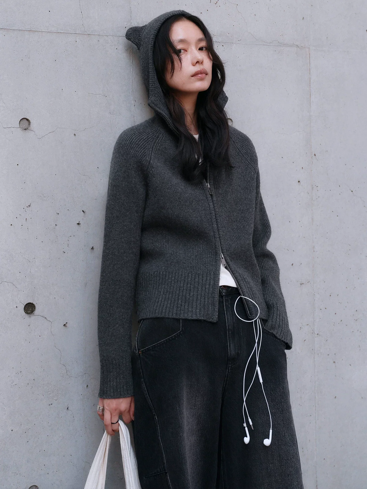 Ribbed Wool Ear-Detail Zip Hoodie - Image 2