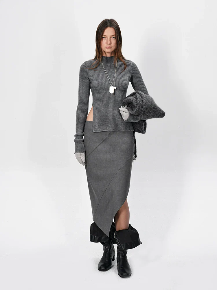 Ribbed Wool Side-Slit Knit Top - Image 2