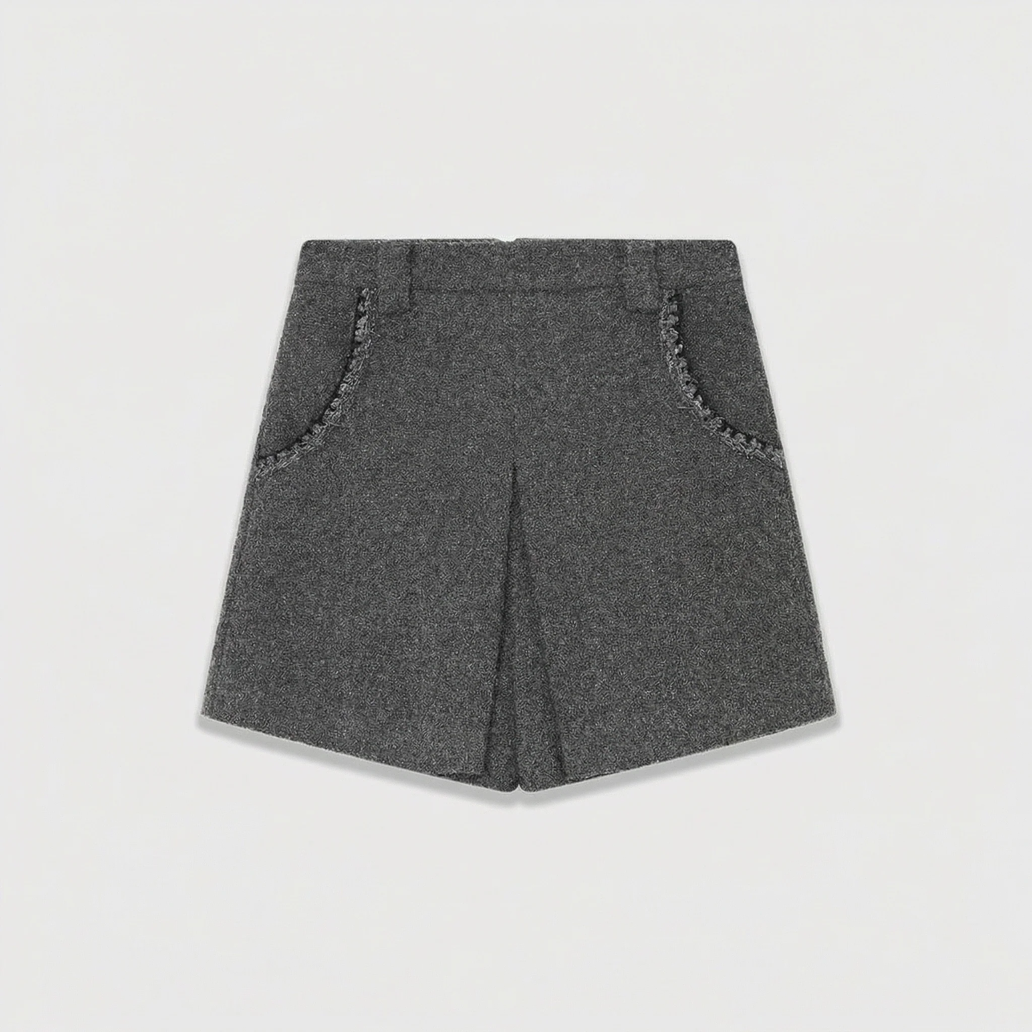 Romantic Tweed Jacket and Shorts - Image 5