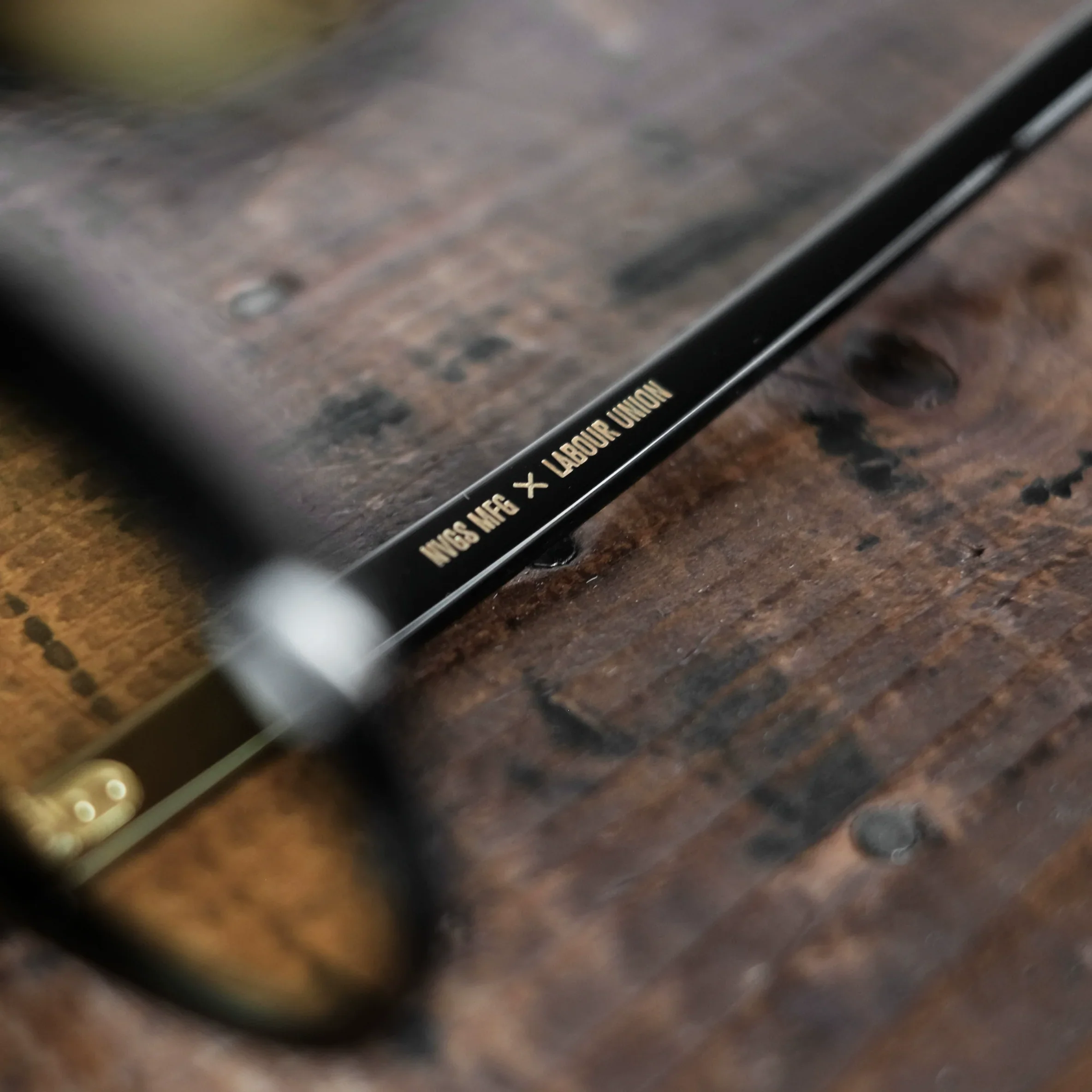 Round Acetate Sunglasses & Leather Pouch - Image 3