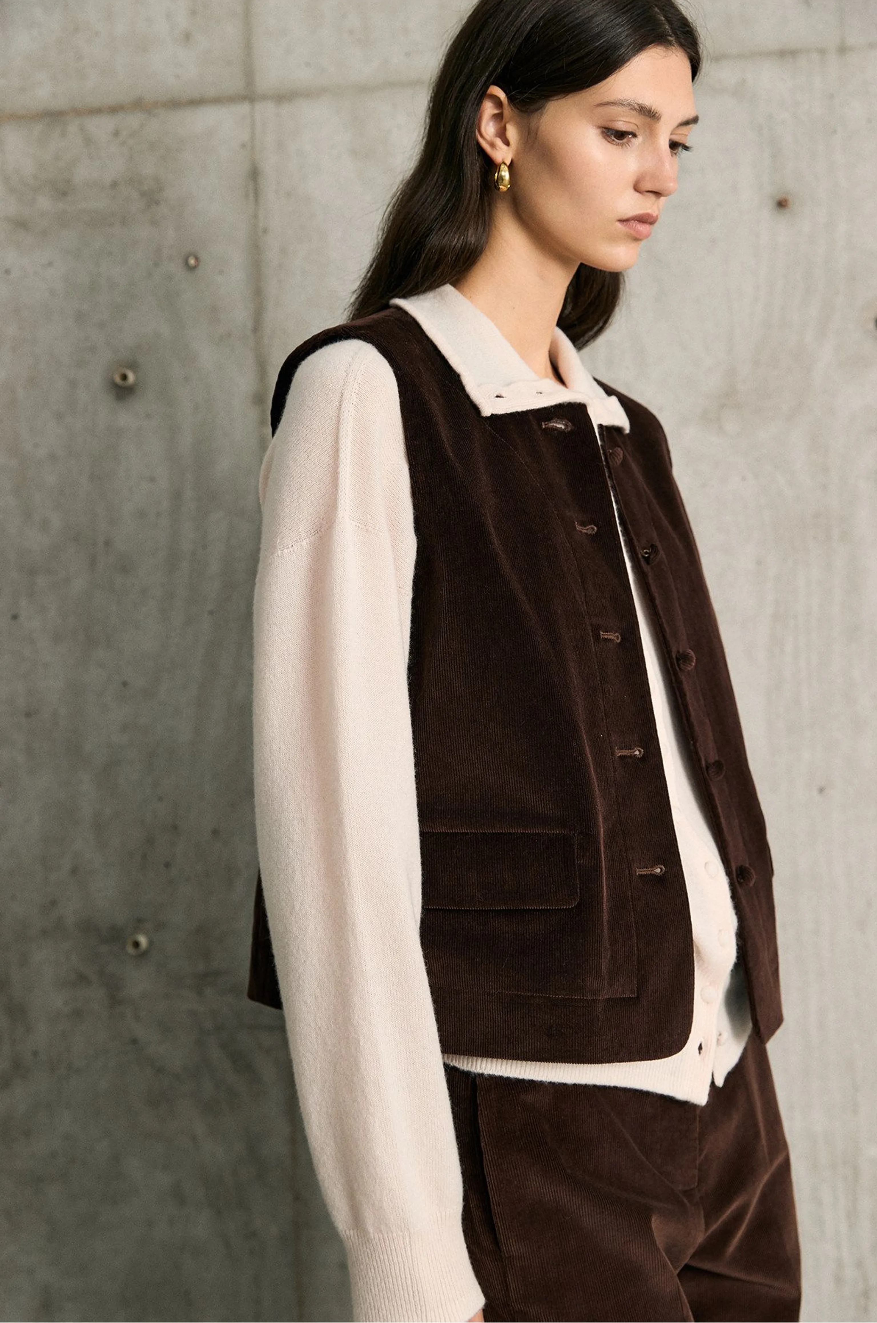 Round-Neck Button Vest - Image 6