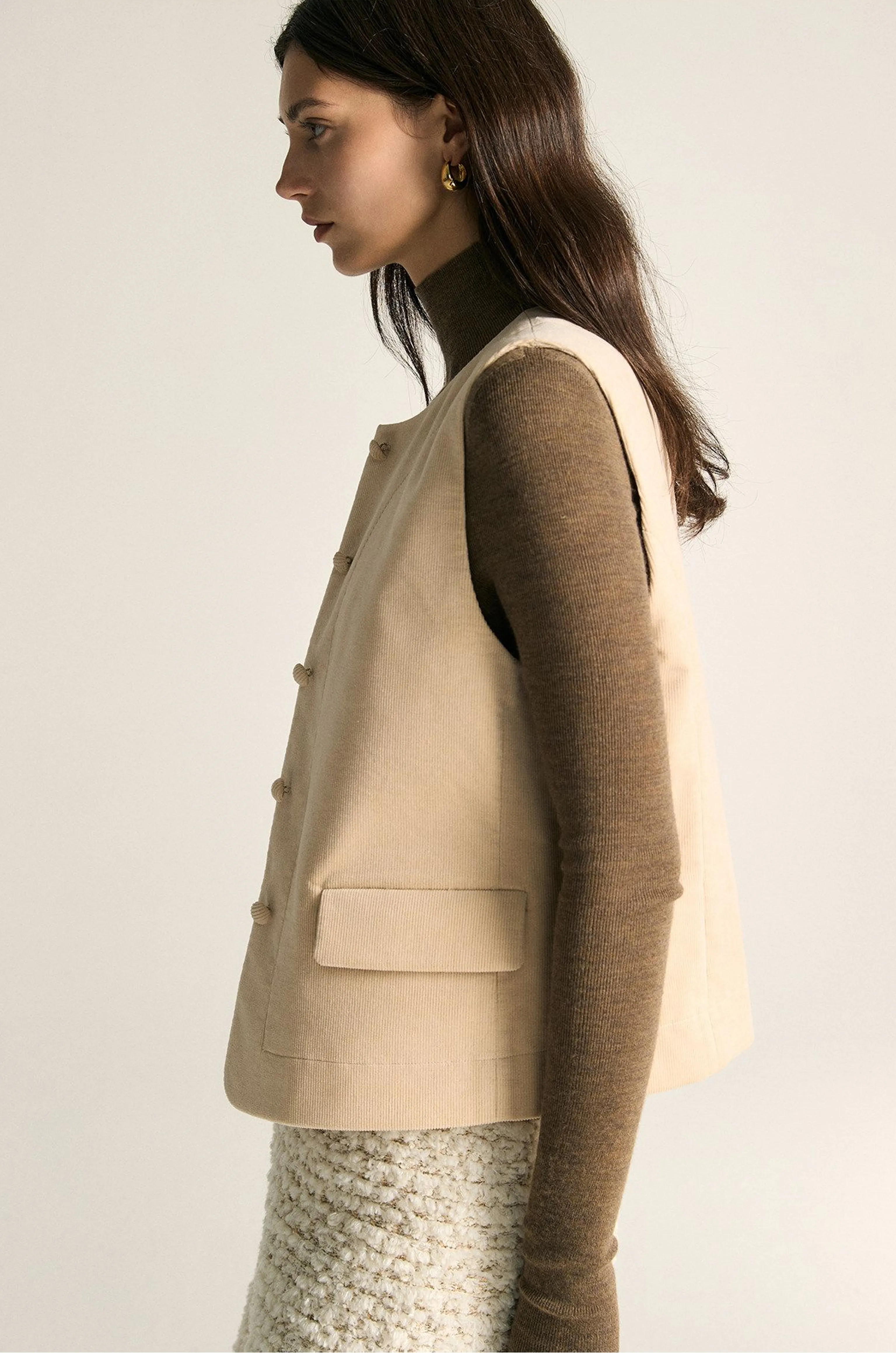 Round-Neck Button Vest - Image 7