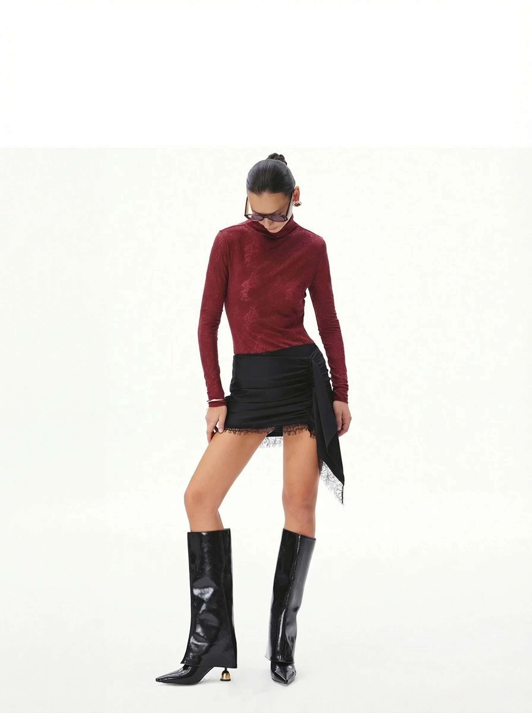 Ruched Lace Mini Skirt - Image 5