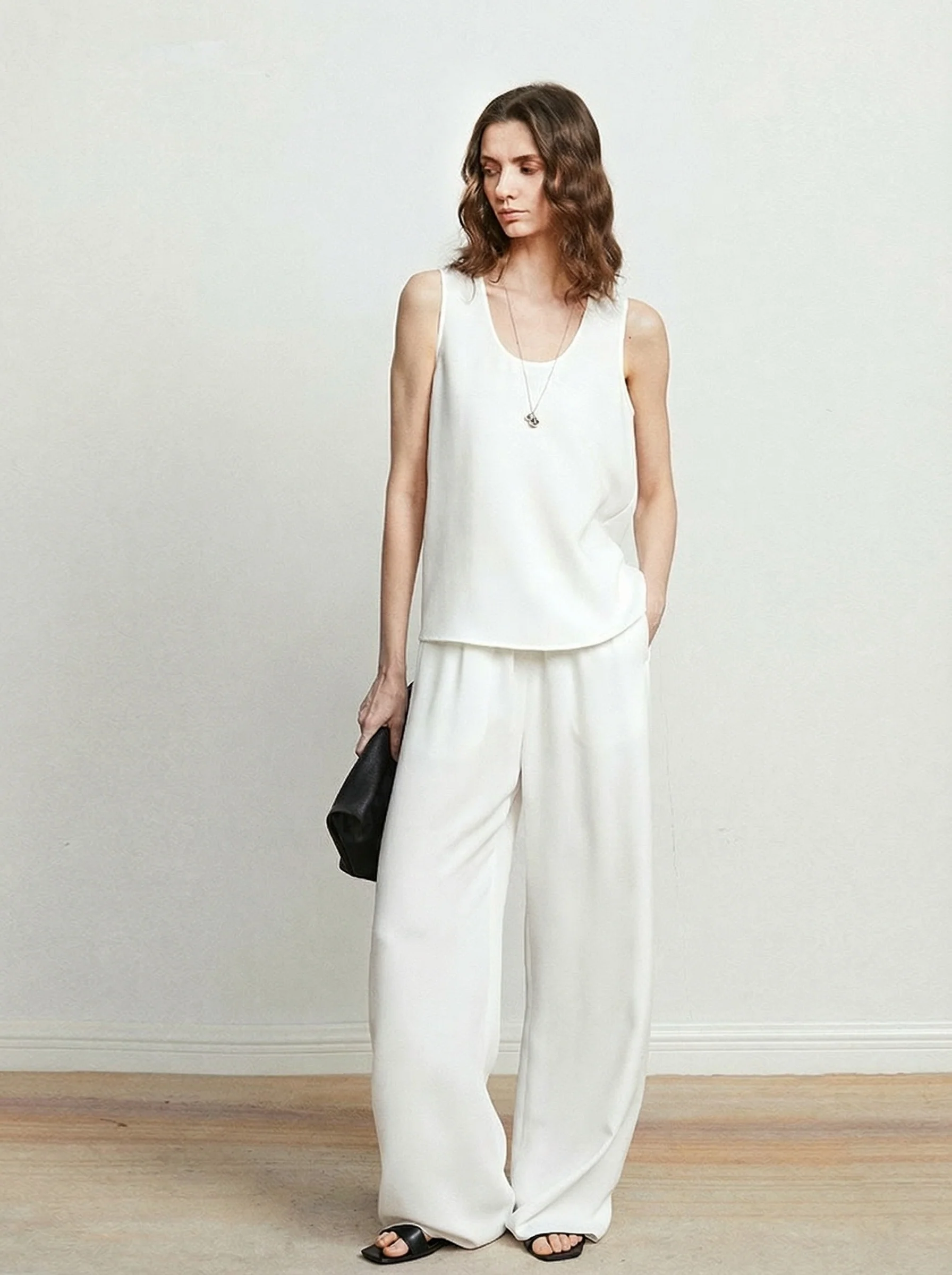 Scoop Neck Tank