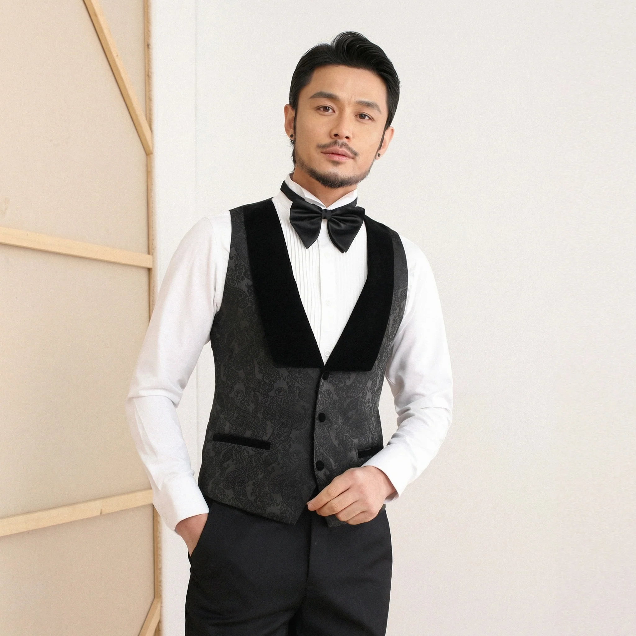 Shawl-Collar Jacquard Vest - Image 7