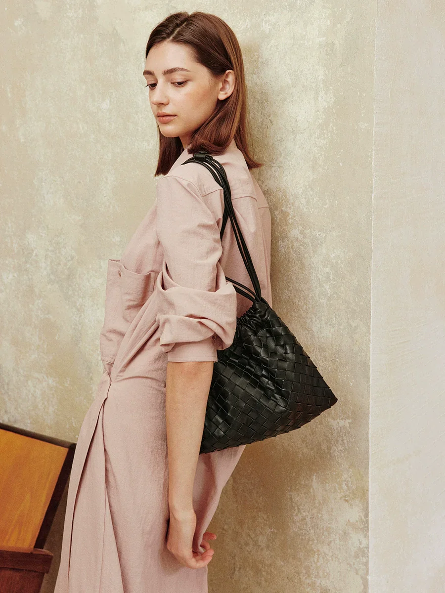 Sheepskin Woven Drawstring Bucket Bag - Image 4