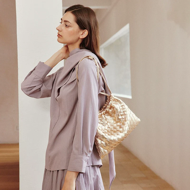 Sheepskin Woven Drawstring Bucket Bag - Image 8