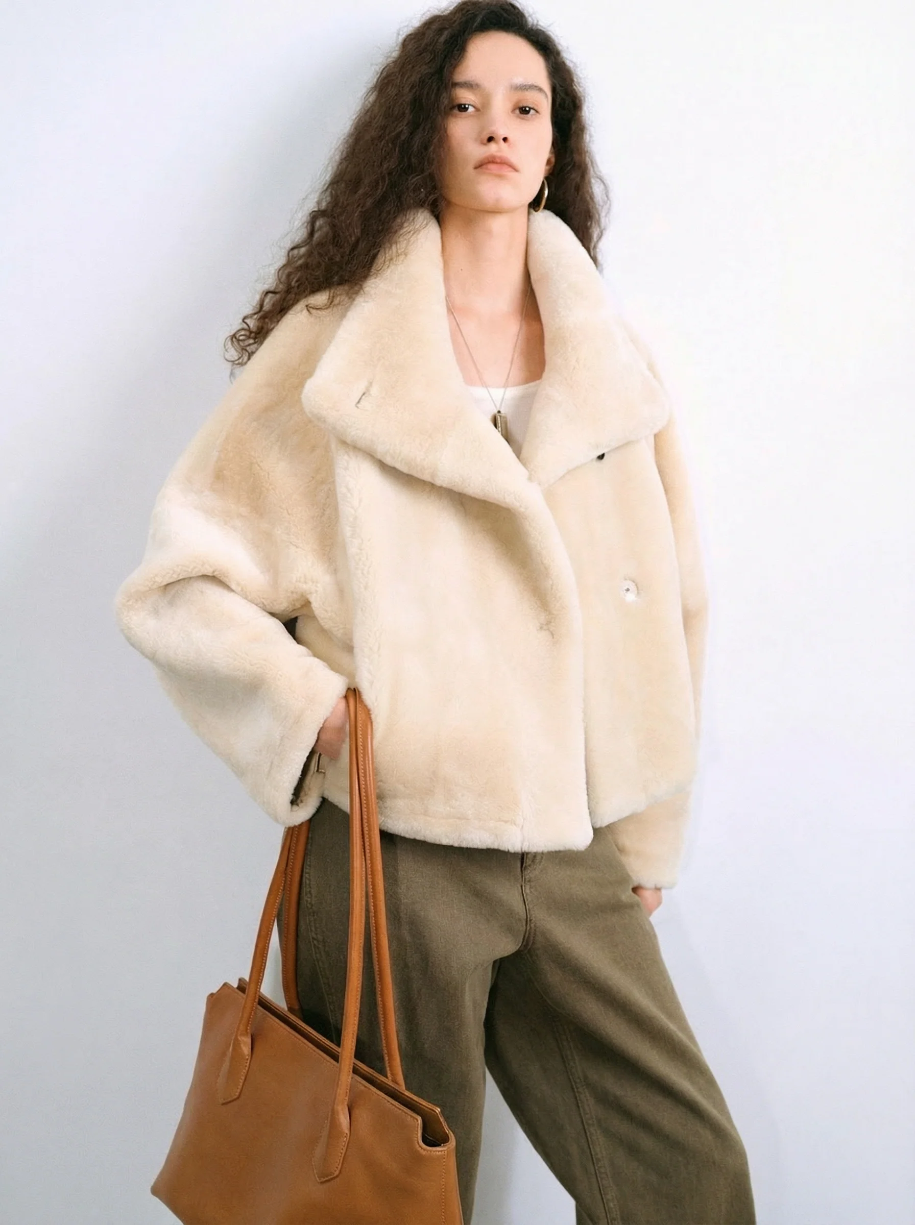 Short Merino Shearling Lapel Jacket - Image 8