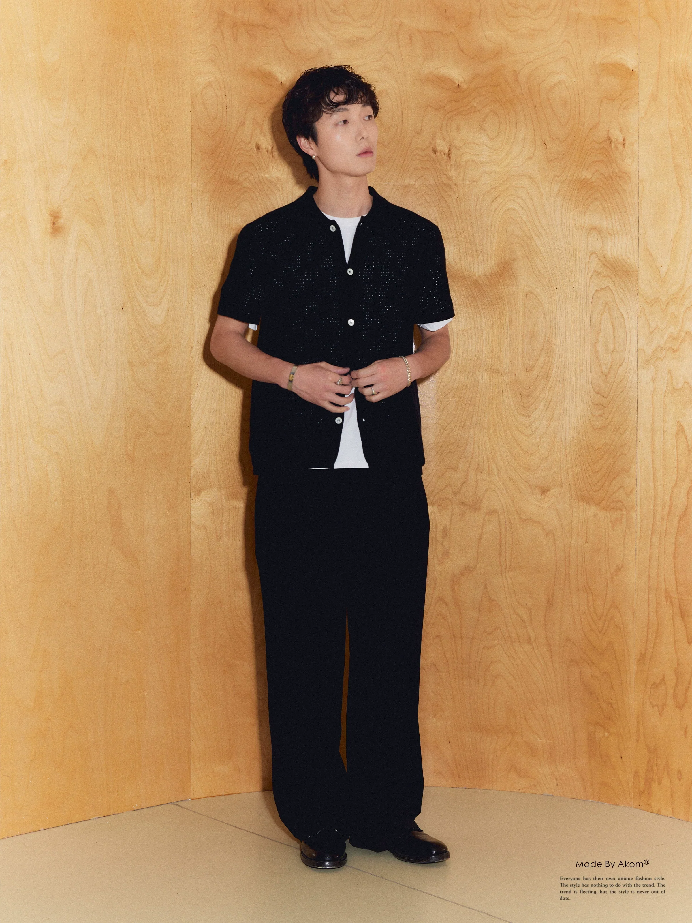 Short-Sleeve Open-Knit Cardigan - Image 4