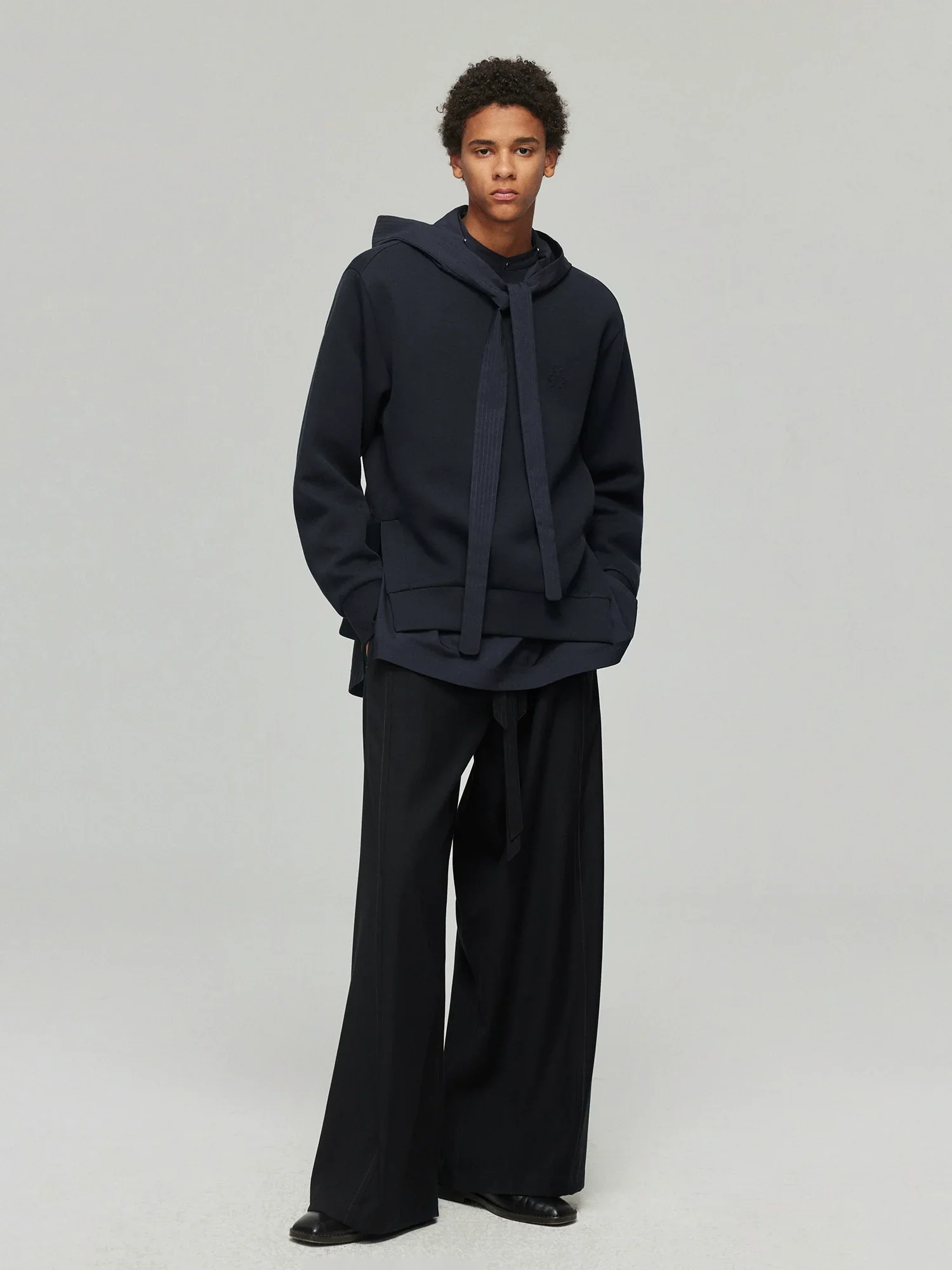 Side-Slit Crewneck Sweatshirt - Image 4